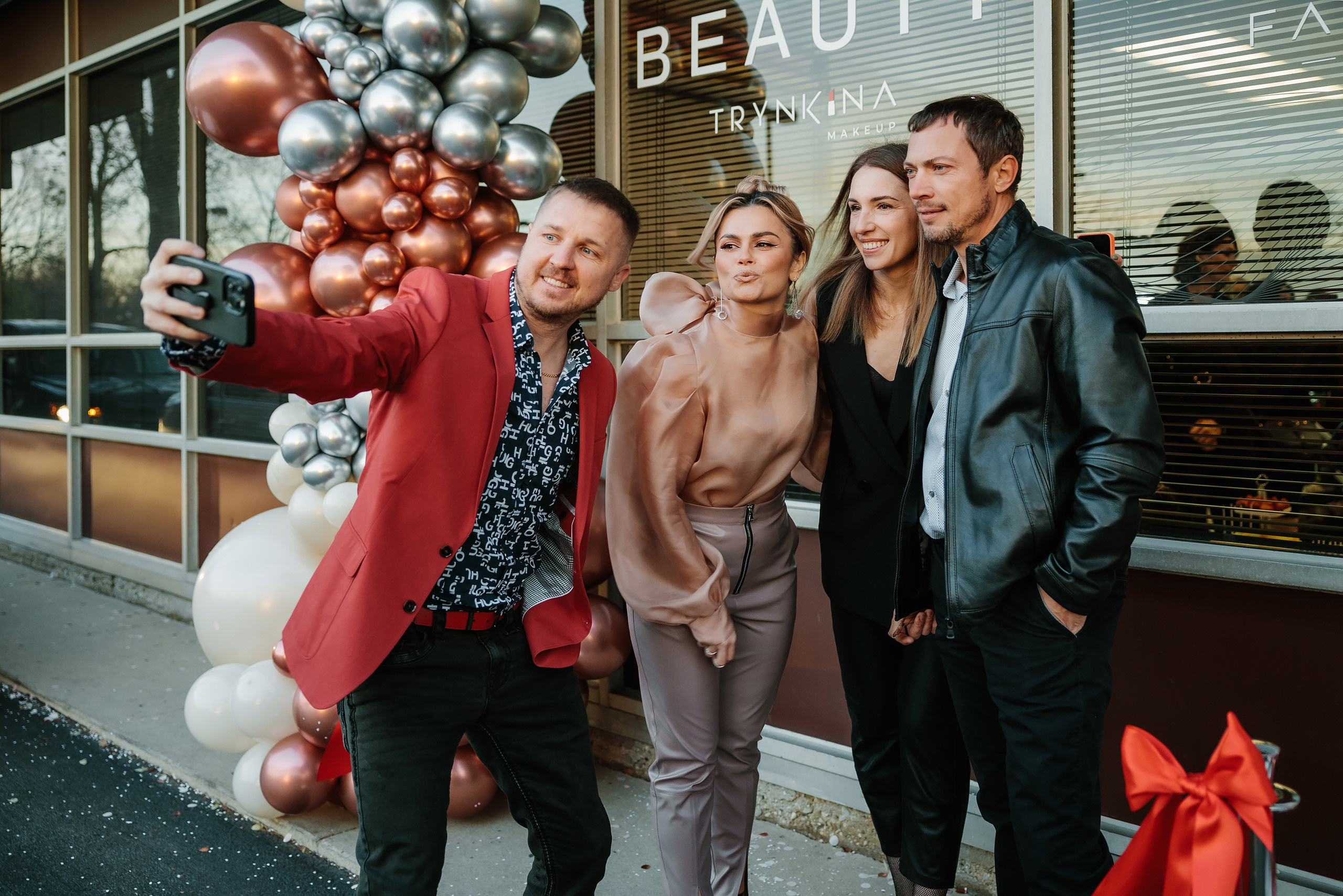 Grand Opening Trynkina Makeup 11.20.2022. Wedding family event photographer in Chicago Nick Yushevich