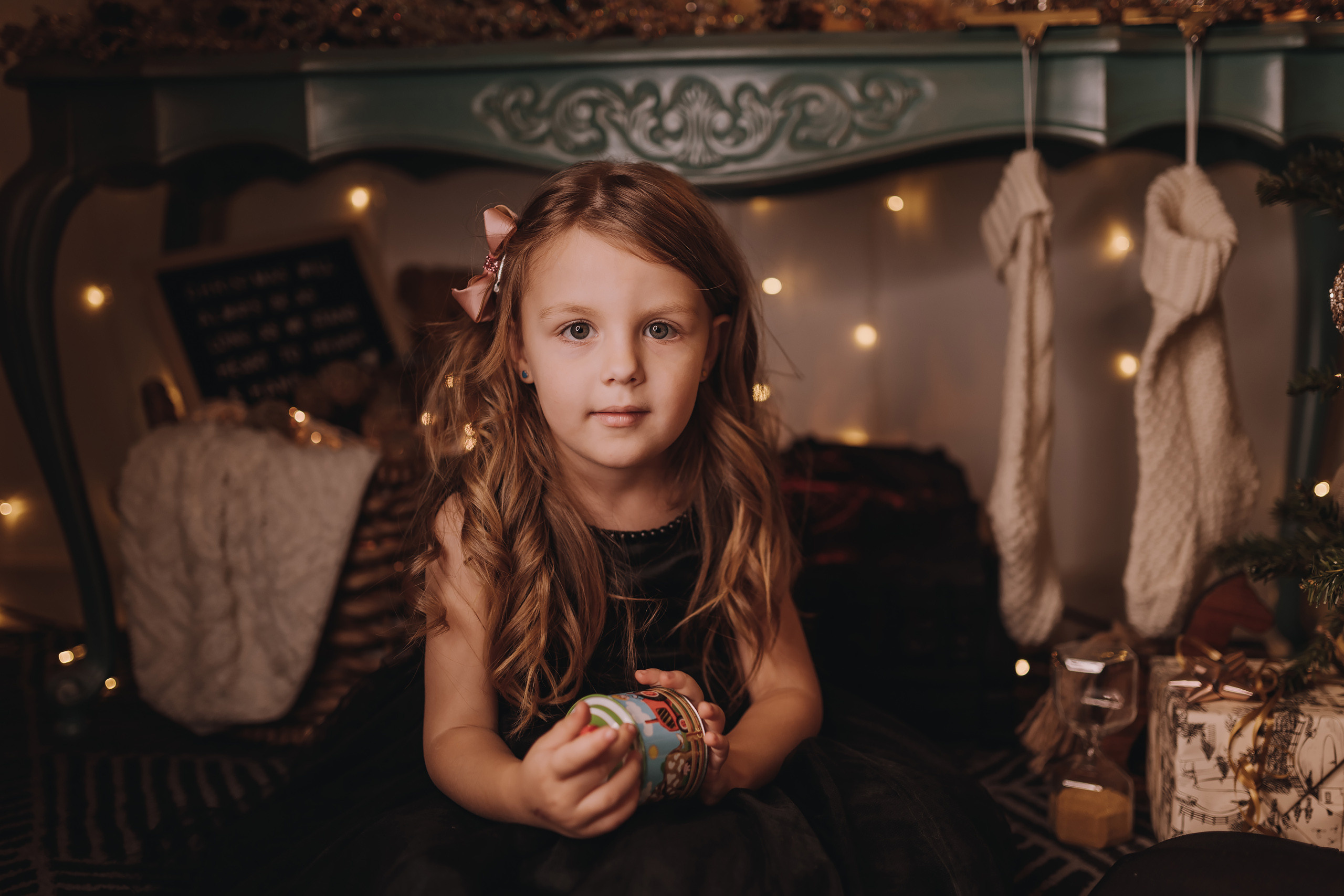 11.25.2022 Christmas Photoshoot 6. Wedding family event photographer in Chicago Nick Yushevich