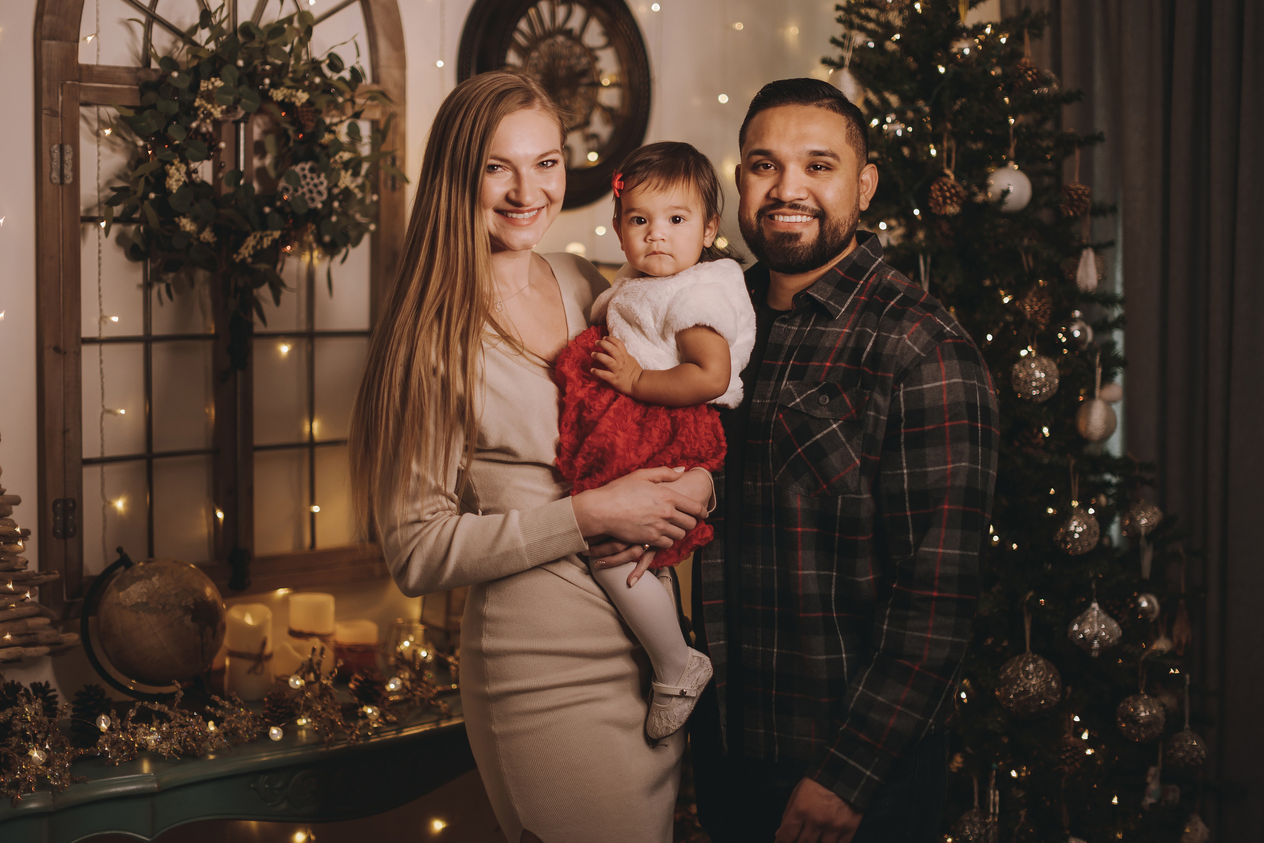 11.16.2022 Christmas Photoshoot 3. Wedding family event photographer in Chicago Nick Yushevich