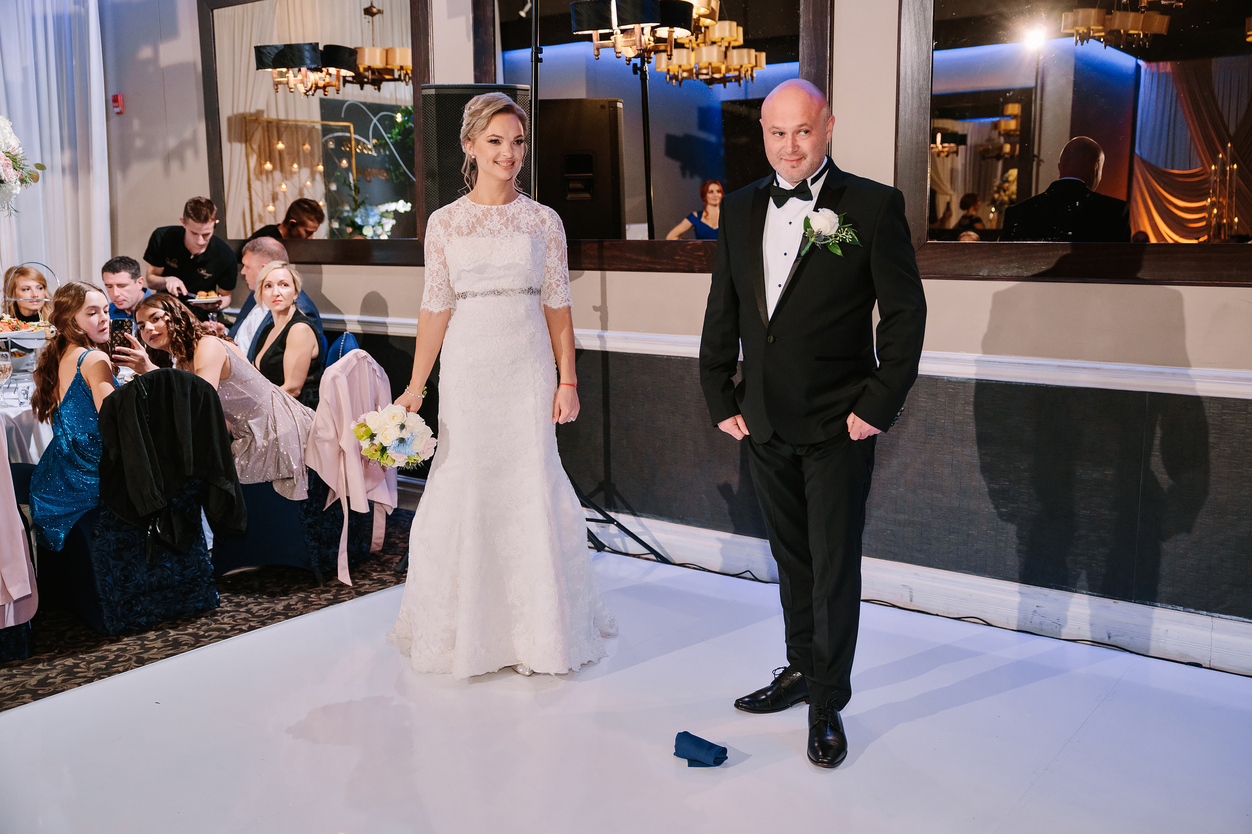 10.29.2022 Wedding. Wedding family event photographer in Chicago Nick Yushevich