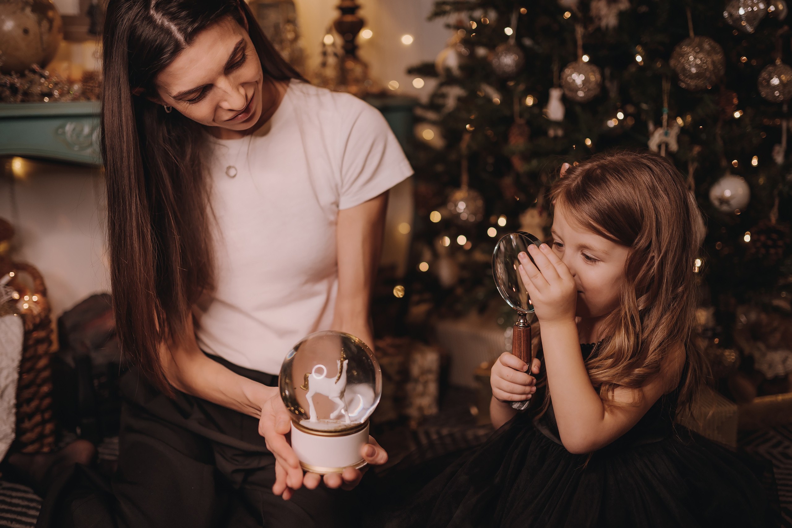 11.25.2022 Christmas Photoshoot 6. Wedding family event photographer in Chicago Nick Yushevich