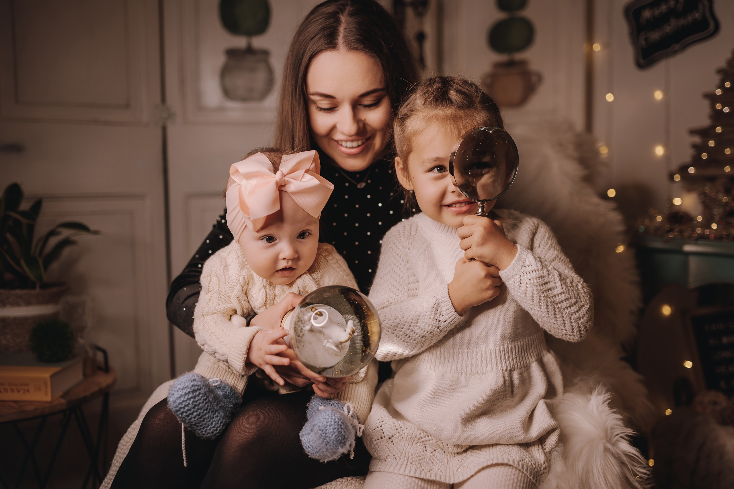 11.19.2022 Christmas Photoshoot 4. Wedding family event photographer in Chicago Nick Yushevich