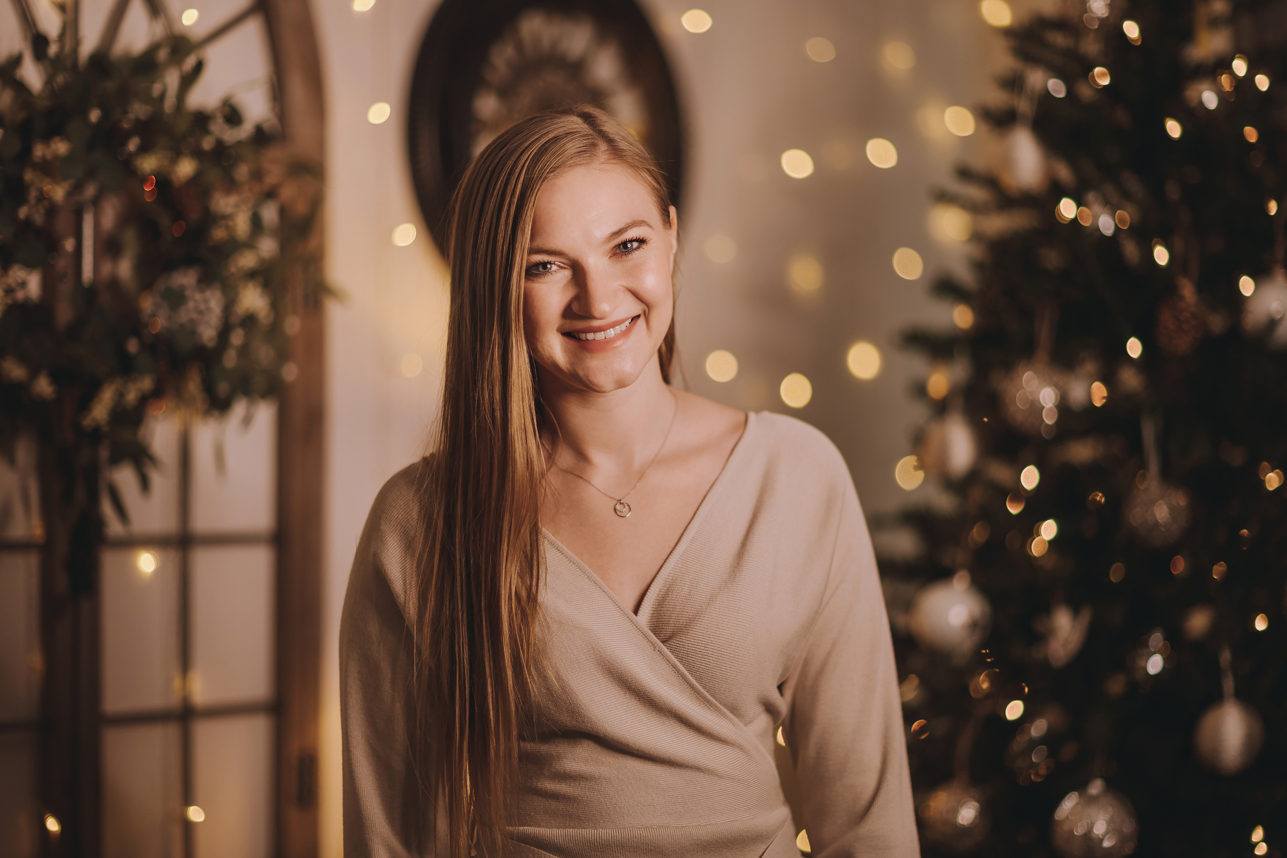 11.16.2022 Christmas Photoshoot 3. Wedding family event photographer in Chicago Nick Yushevich