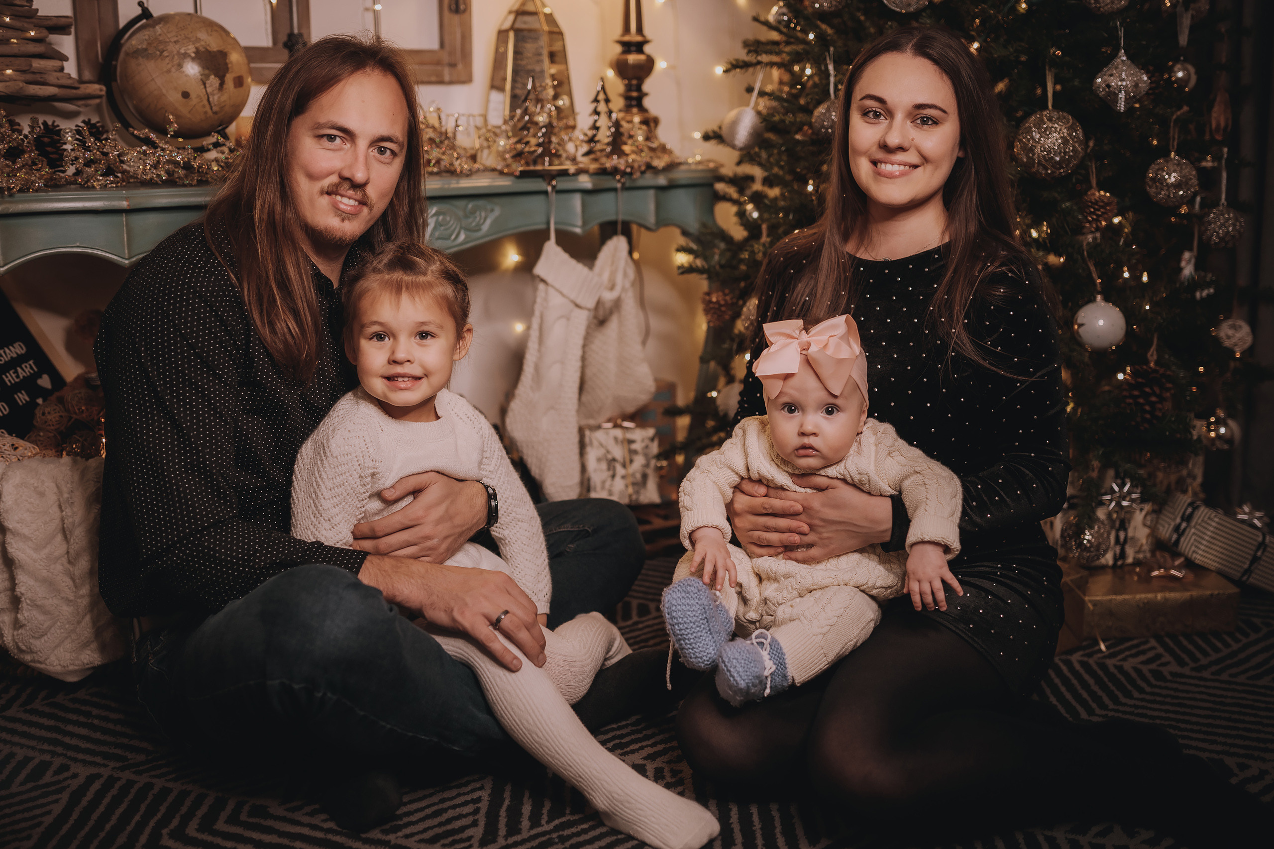 11.19.2022 Christmas Photoshoot 4. Wedding family event photographer in Chicago Nick Yushevich