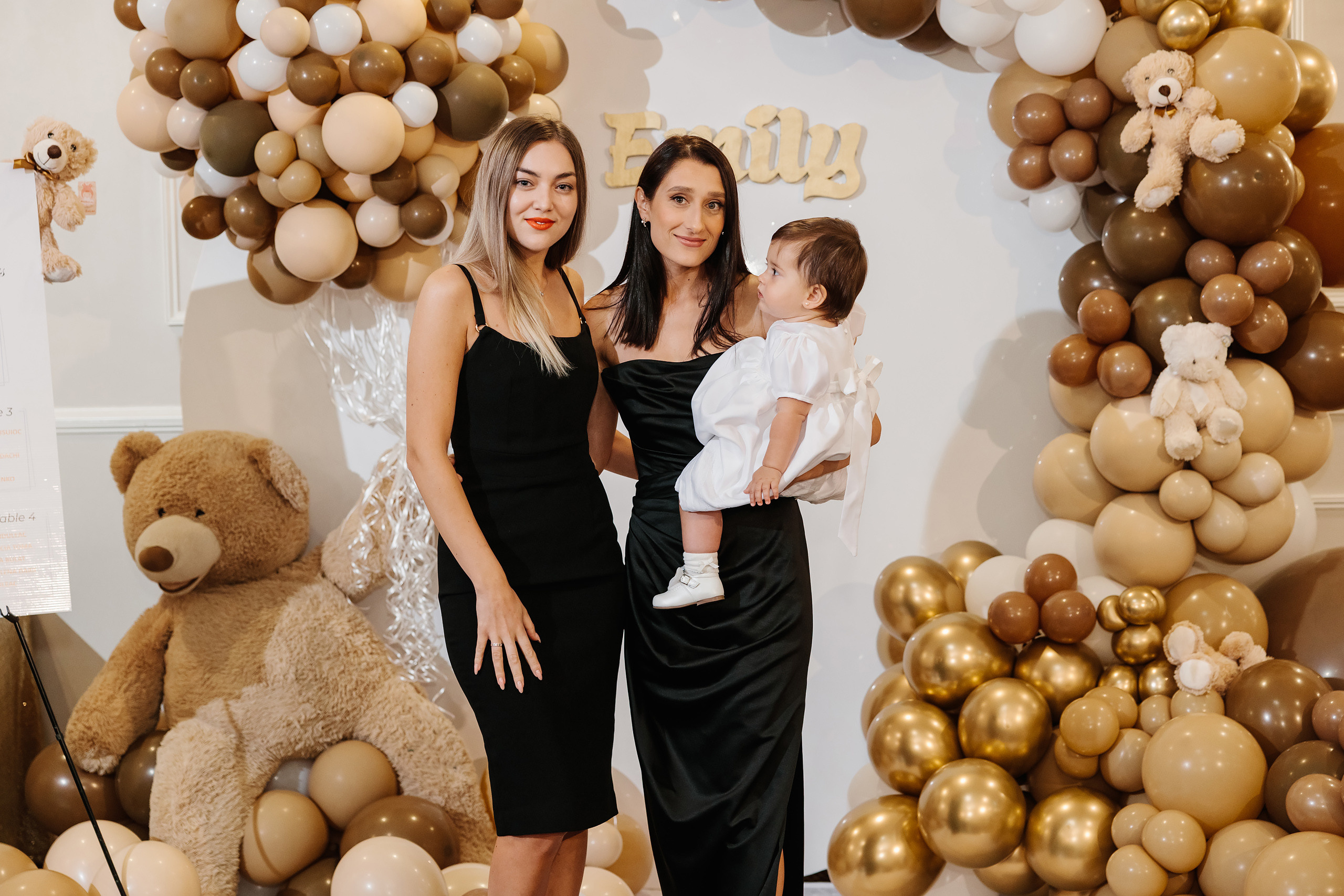 08.20.2022 First birthday. Wedding family event photographer in Chicago Nick Yushevich