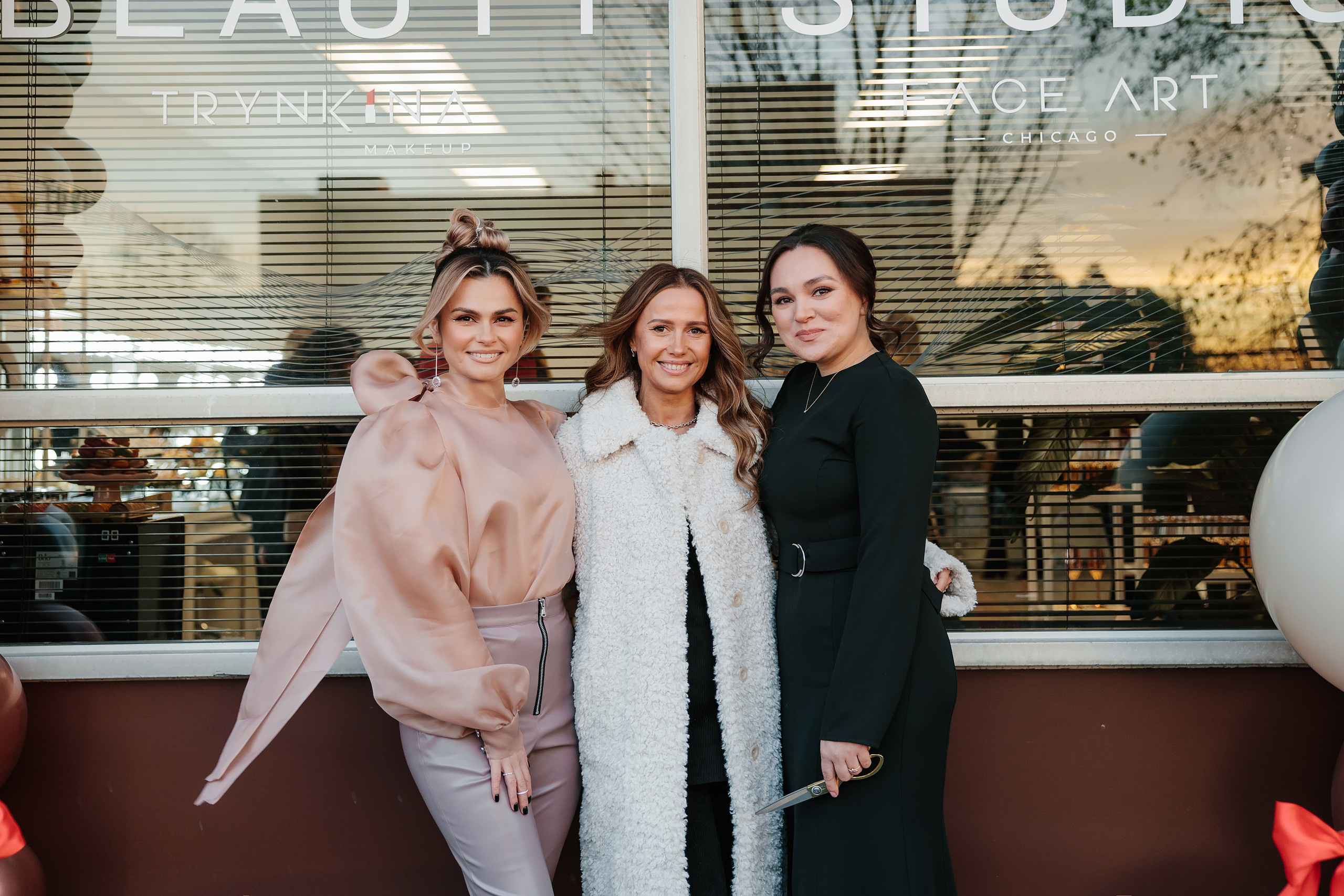 Grand Opening Trynkina Makeup 11.20.2022. Wedding family event photographer in Chicago Nick Yushevich