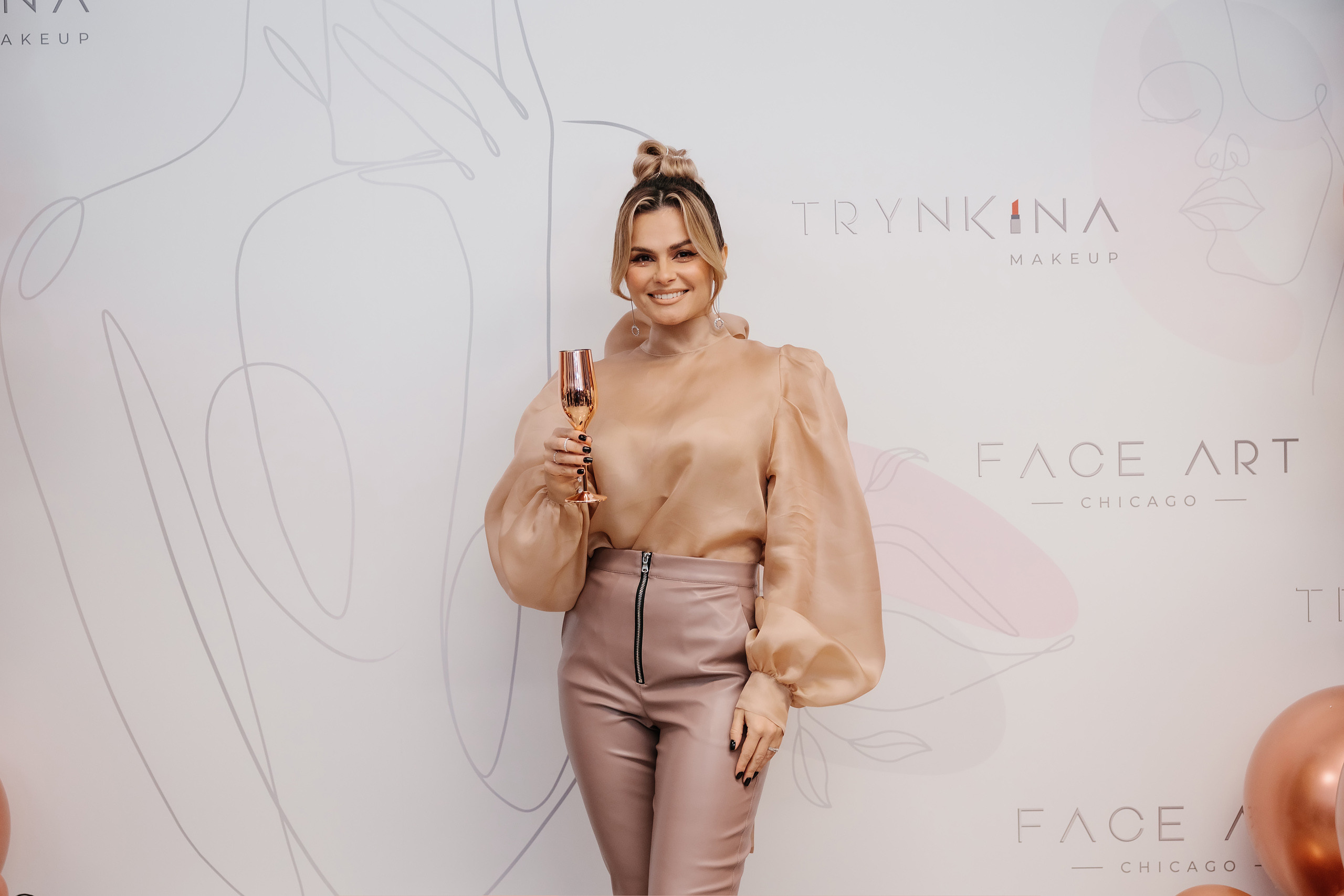 Grand Opening Trynkina Makeup 11.20.2022. Wedding family event photographer in Chicago Nick Yushevich