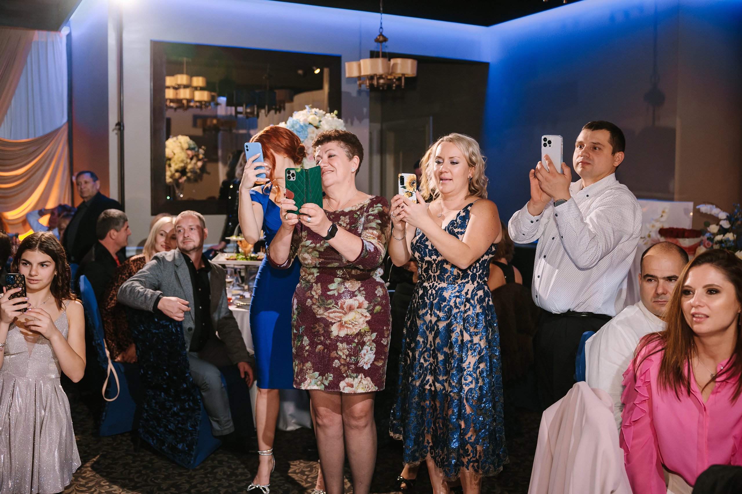 10.29.2022 Wedding. Wedding family event photographer in Chicago Nick Yushevich