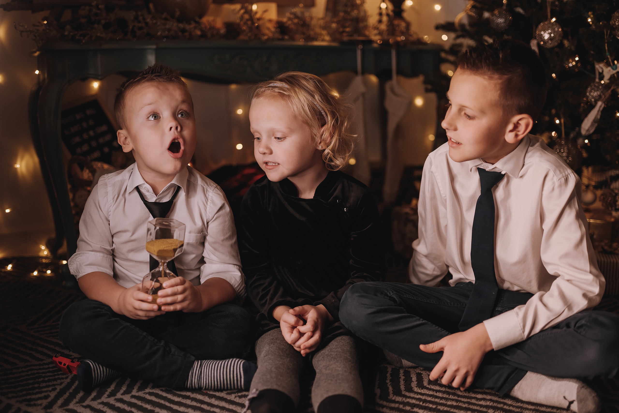 11.25.2022 Christmas Photoshoot 5. Wedding family event photographer in Chicago Nick Yushevich