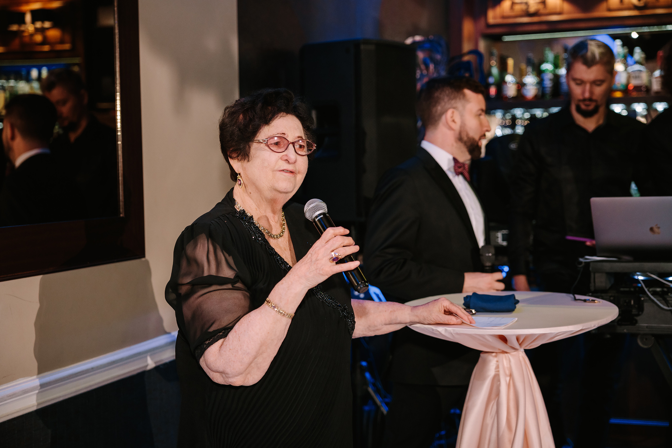 10.29.2022 Wedding. Wedding family event photographer in Chicago Nick Yushevich