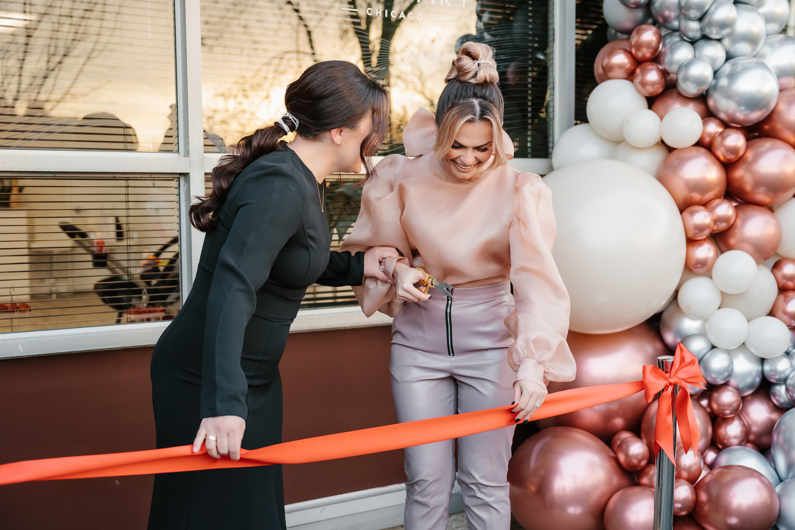 Grand Opening Trynkina Makeup 11.20.2022. Wedding family event photographer in Chicago Nick Yushevich