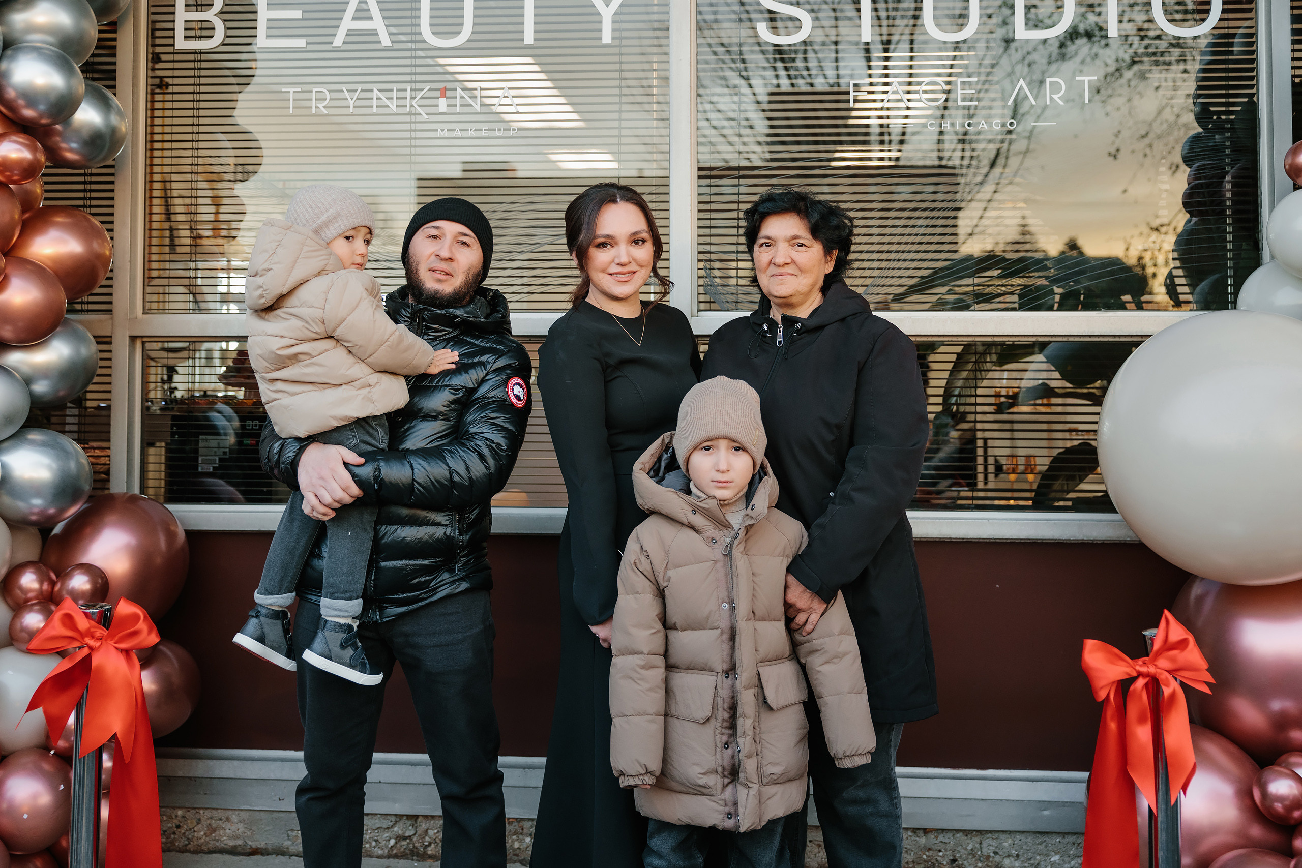 Grand Opening Trynkina Makeup 11.20.2022. Wedding family event photographer in Chicago Nick Yushevich