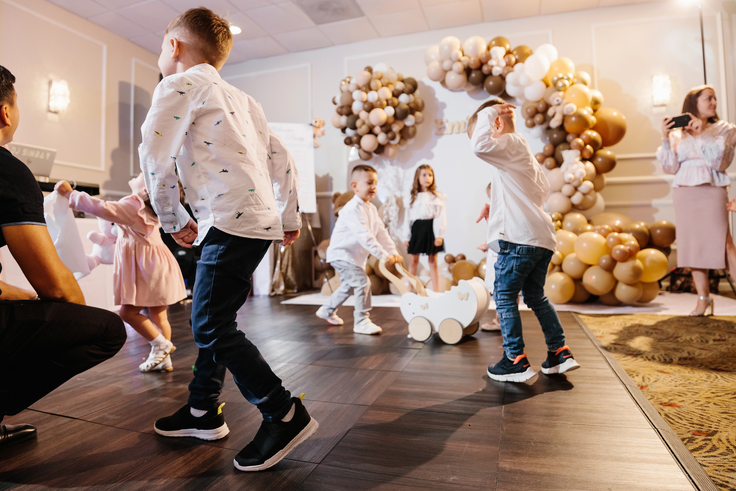 08.20.2022 First birthday. Wedding family event photographer in Chicago Nick Yushevich