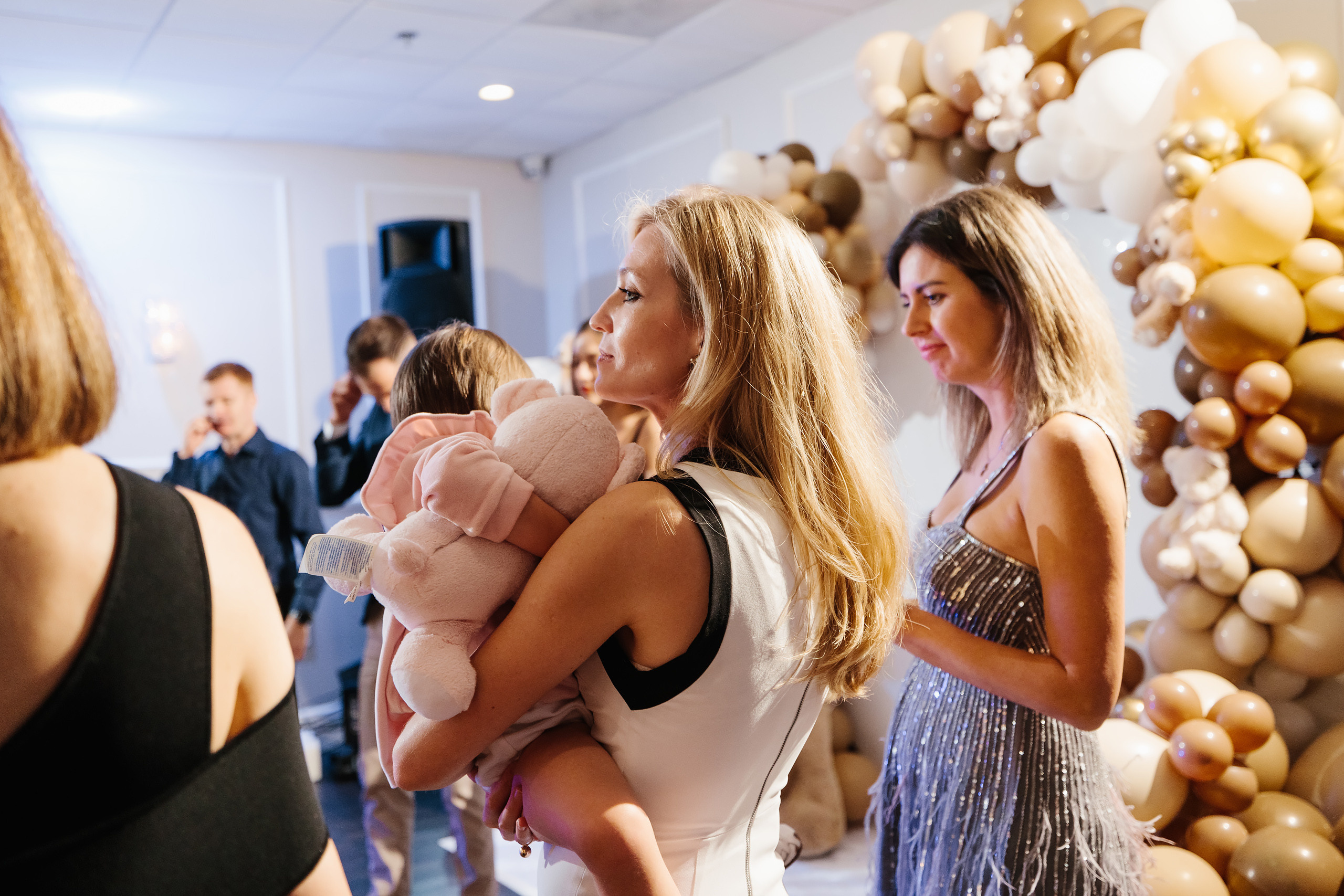 08.20.2022 First birthday. Wedding family event photographer in Chicago Nick Yushevich