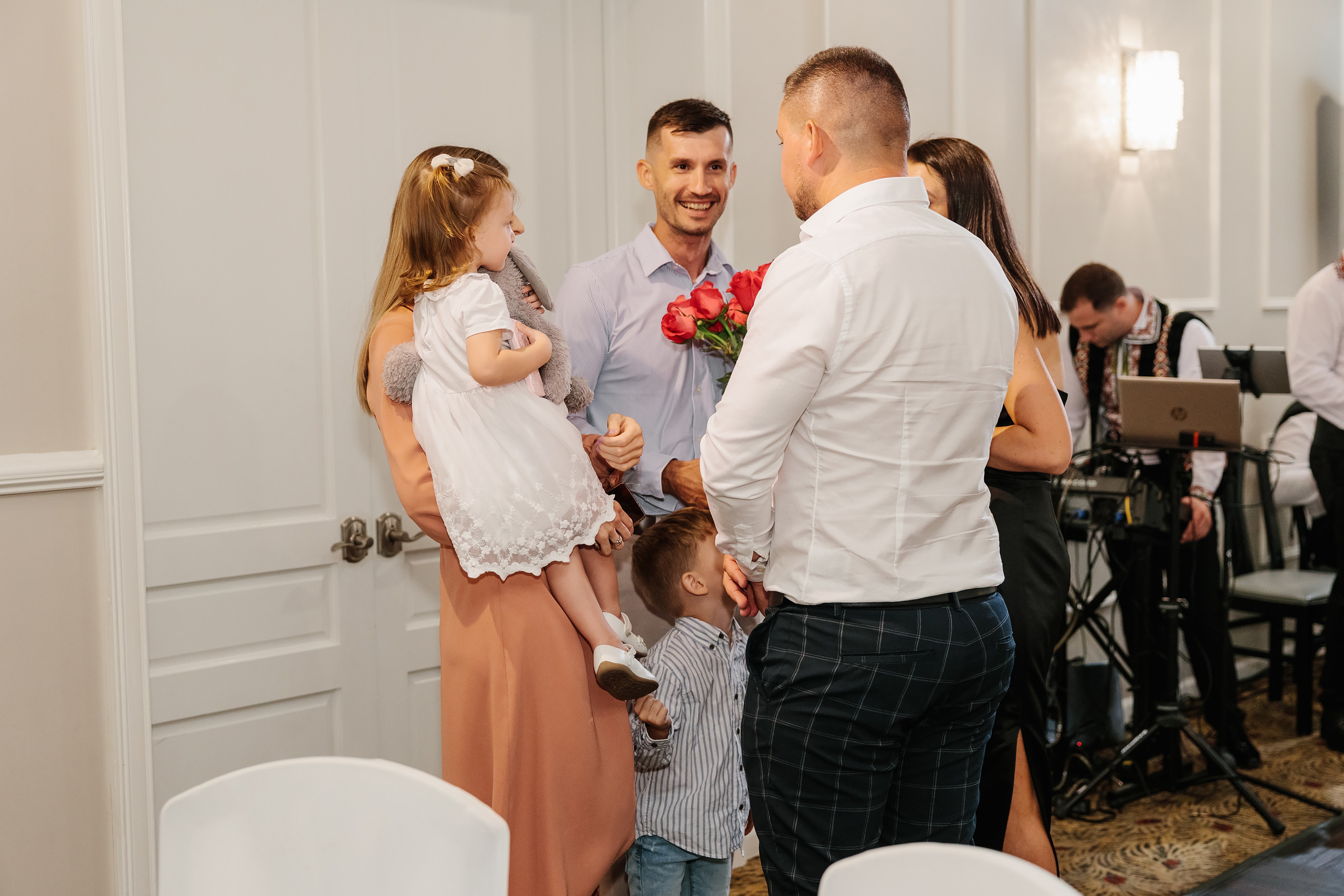 08.20.2022 First birthday. Wedding family event photographer in Chicago Nick Yushevich