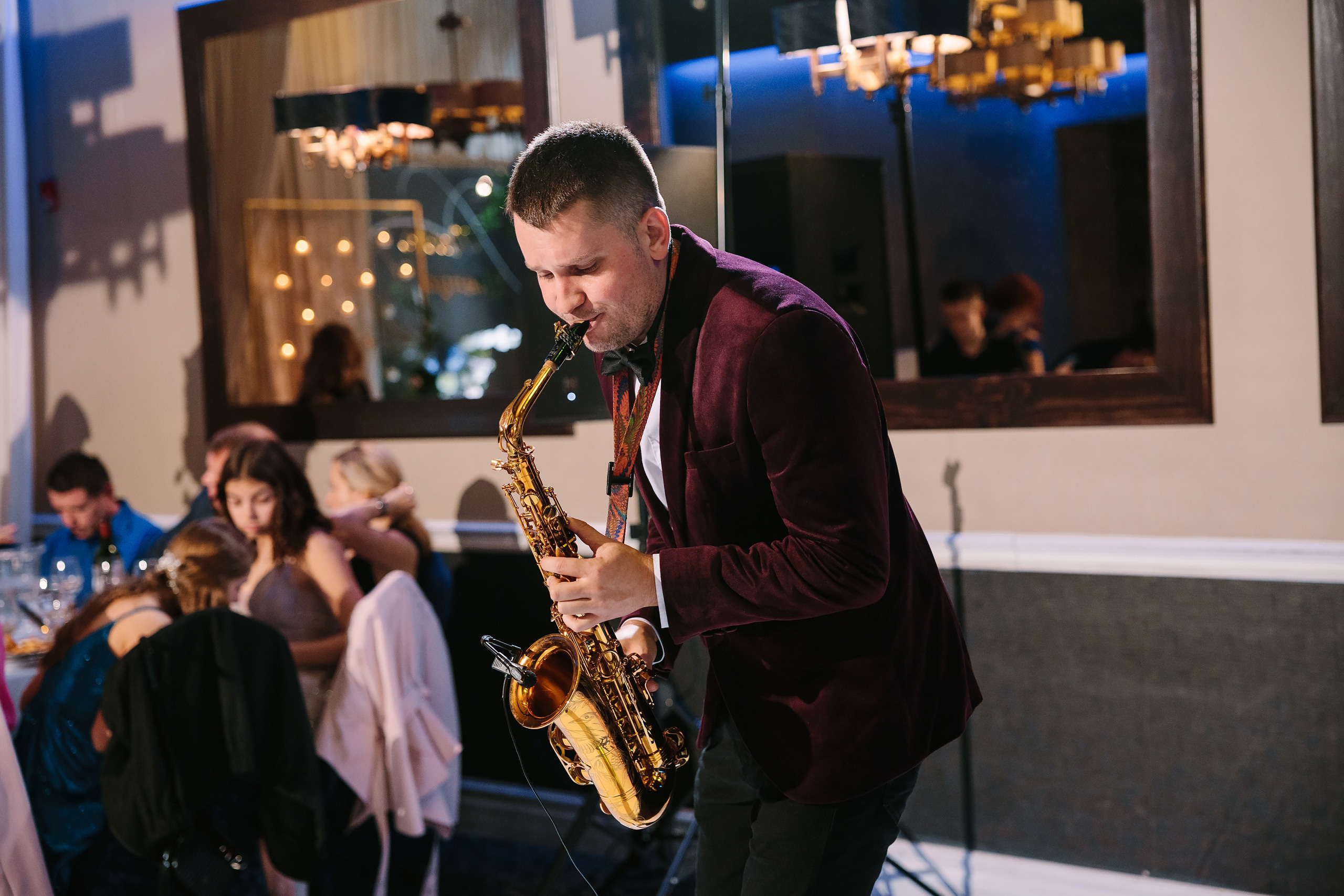 10.29.2022 Wedding. Wedding family event photographer in Chicago Nick Yushevich