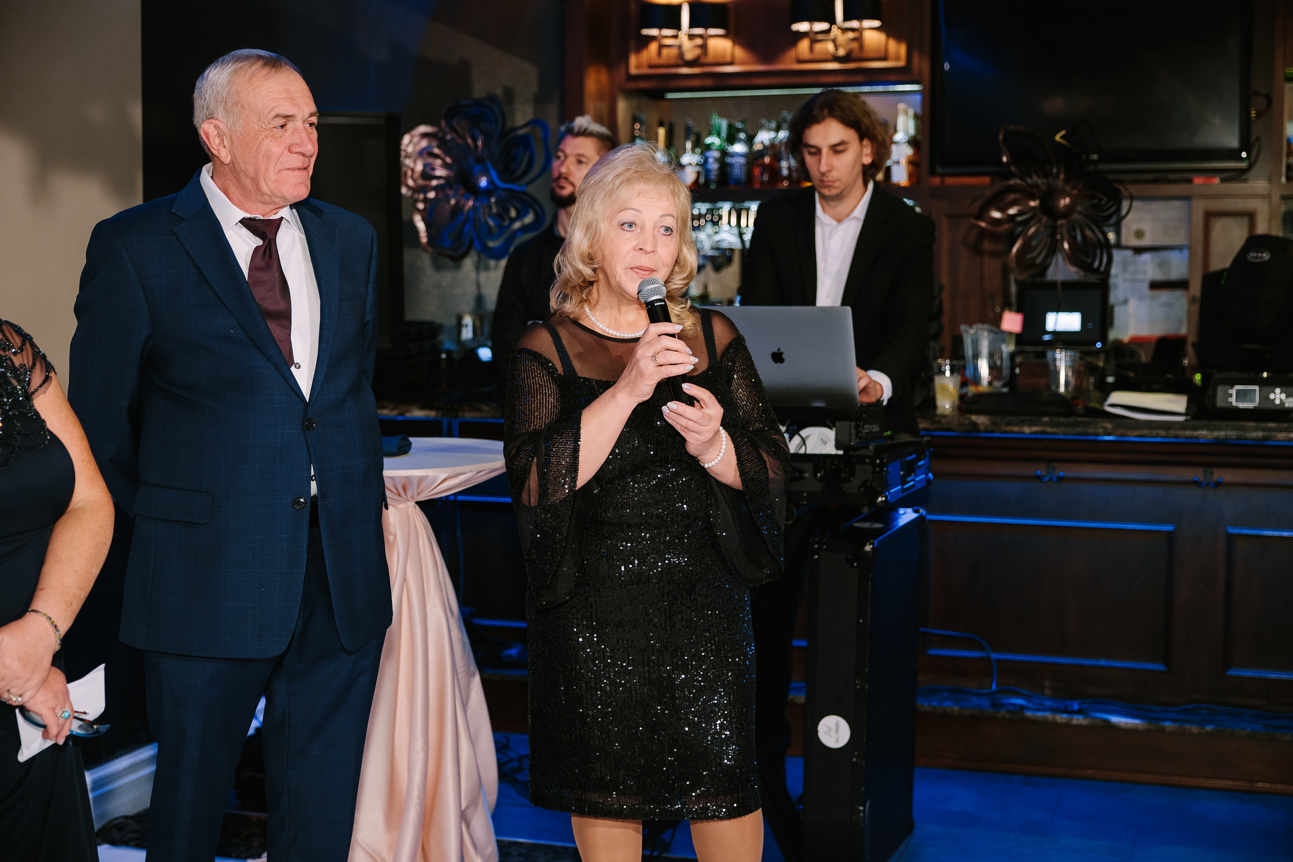 10.29.2022 Wedding. Wedding family event photographer in Chicago Nick Yushevich