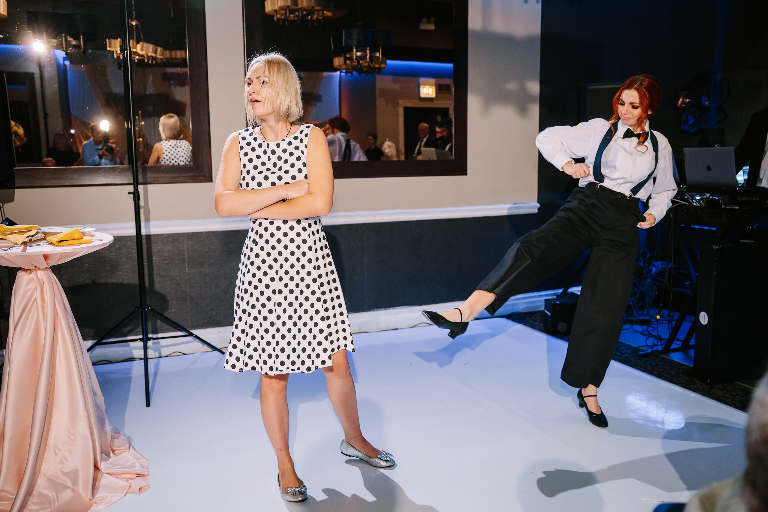 10.29.2022 Wedding. Wedding family event photographer in Chicago Nick Yushevich