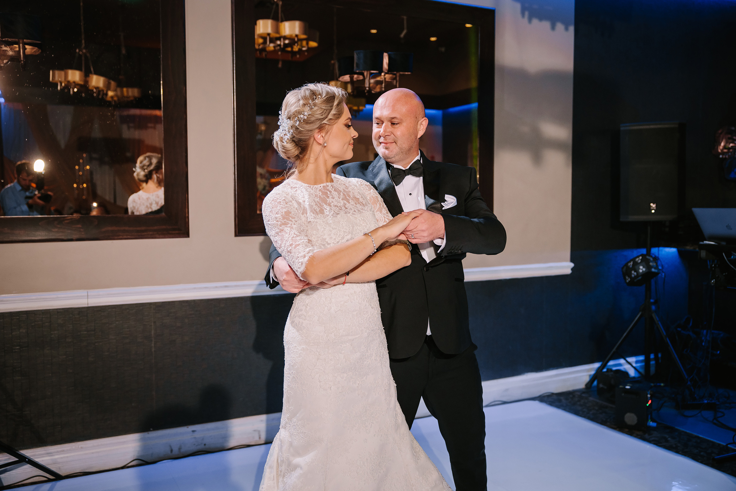 10.29.2022 Wedding. Wedding family event photographer in Chicago Nick Yushevich