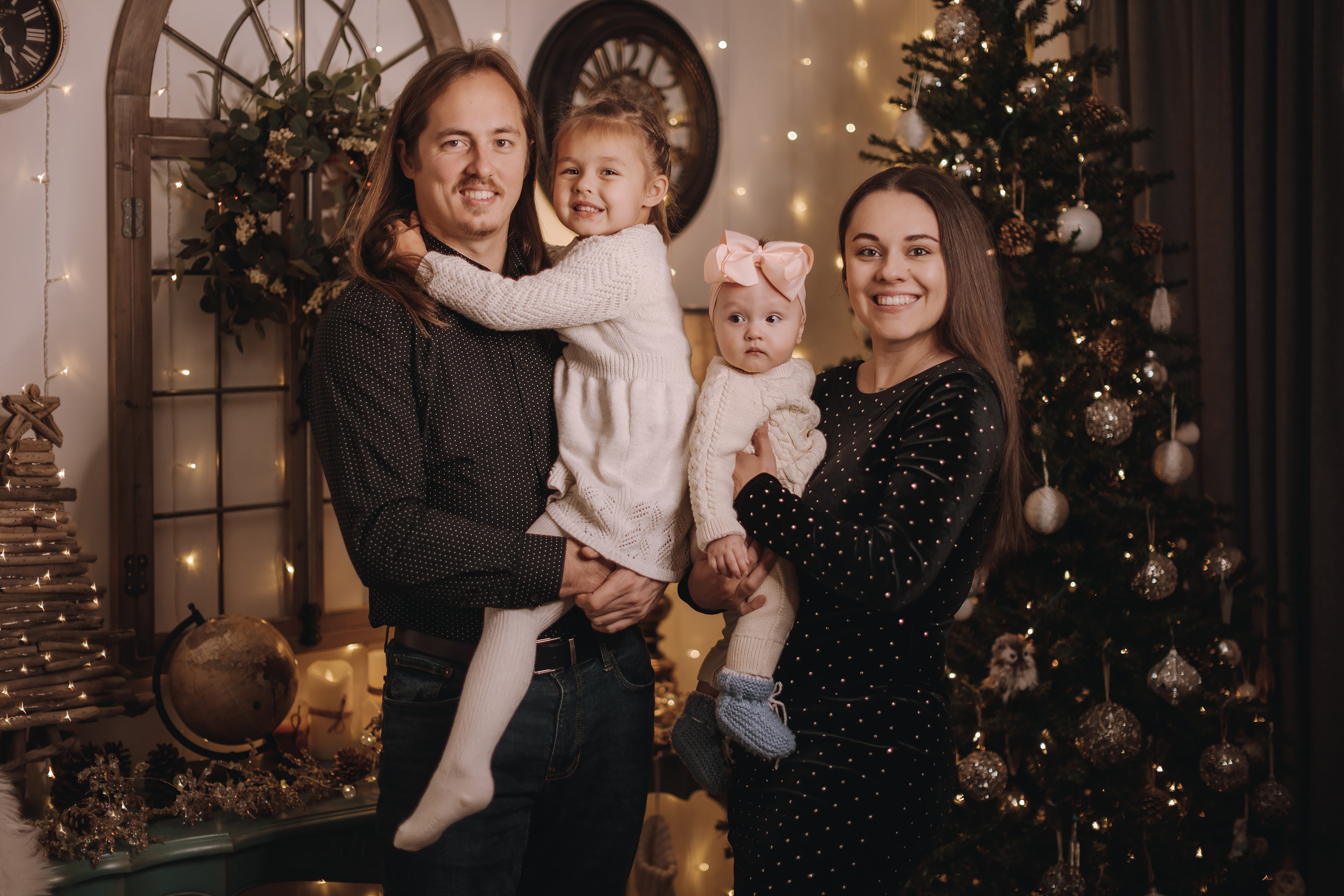 11.19.2022 Christmas Photoshoot 4. Wedding family event photographer in Chicago Nick Yushevich