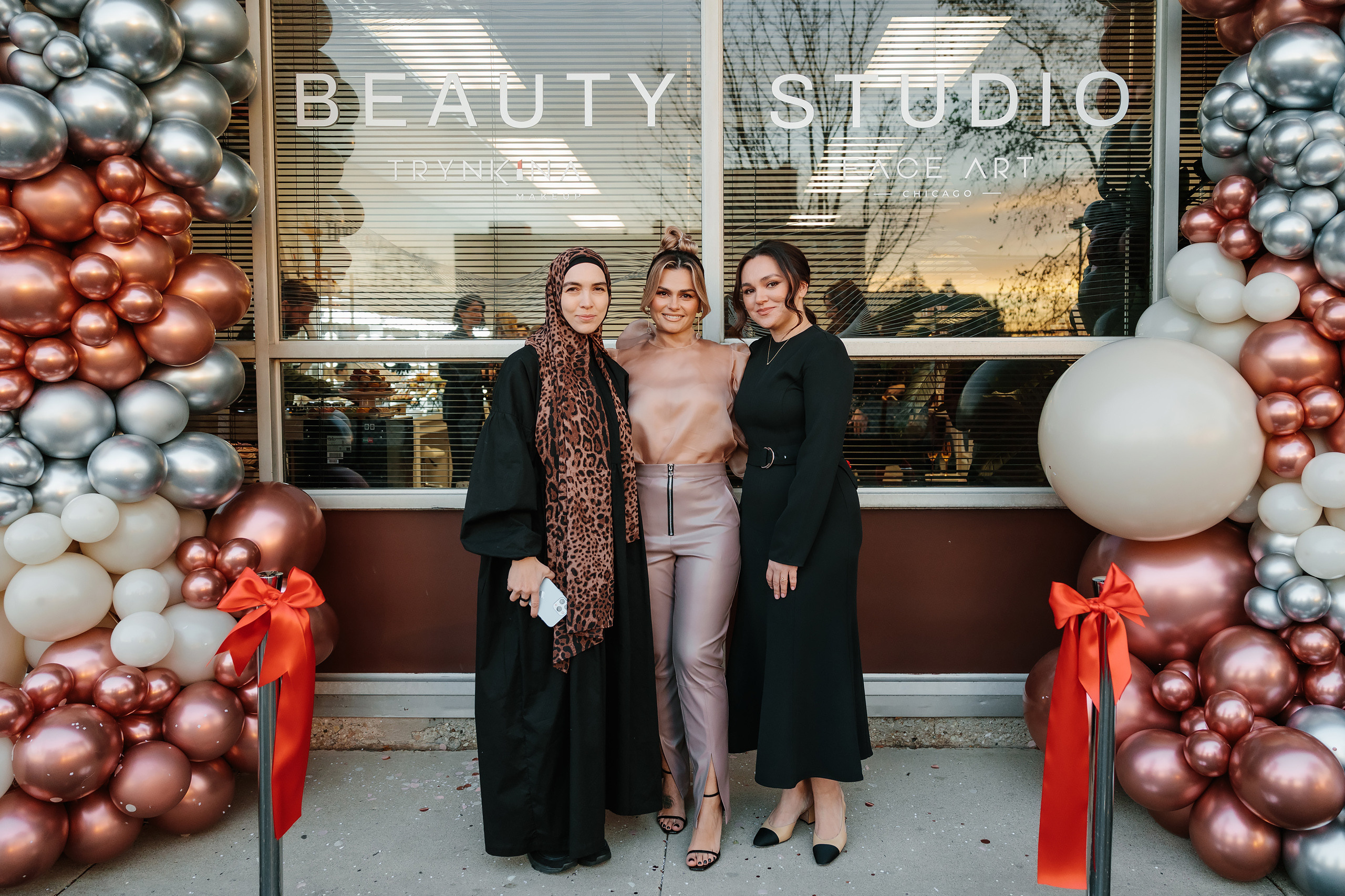 Grand Opening Trynkina Makeup 11.20.2022. Wedding family event photographer in Chicago Nick Yushevich
