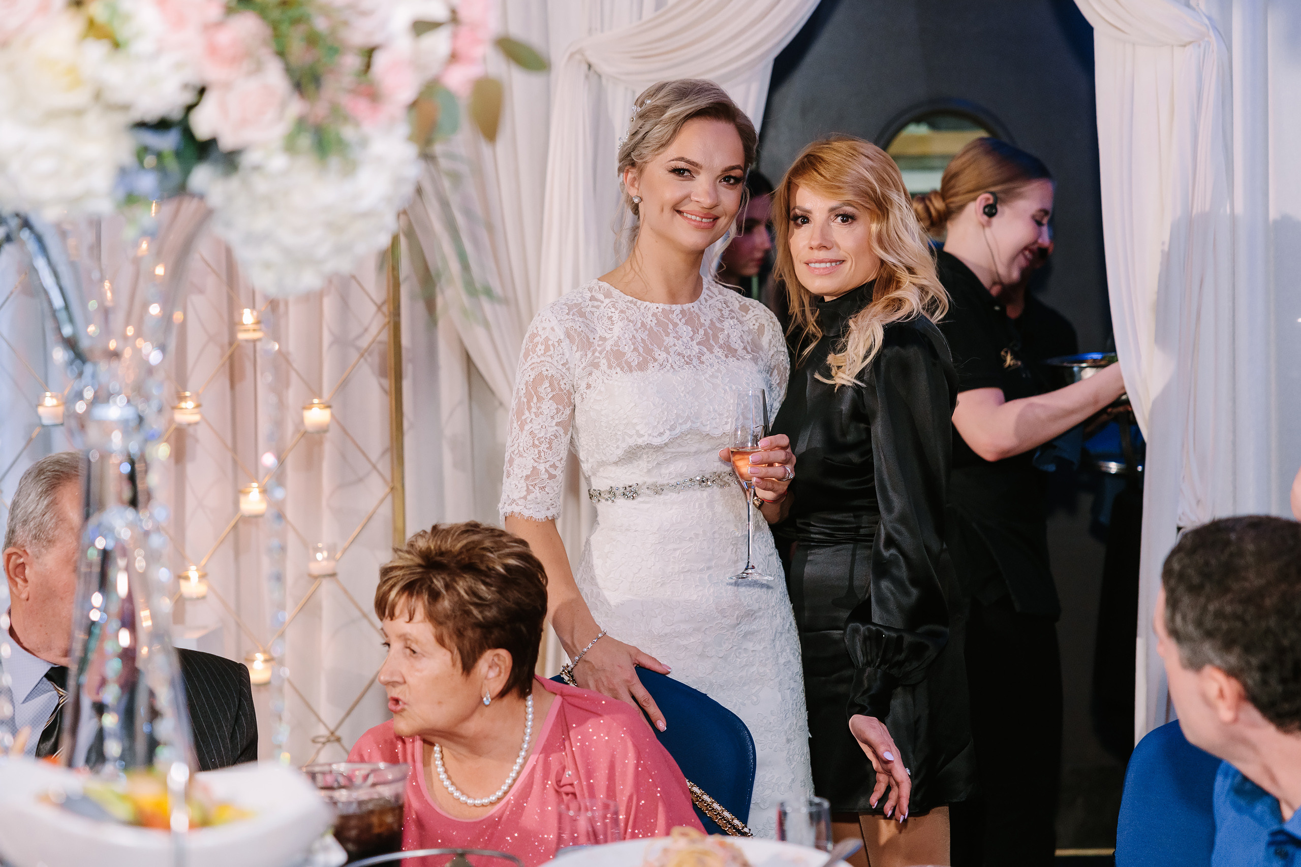 10.29.2022 Wedding. Wedding family event photographer in Chicago Nick Yushevich