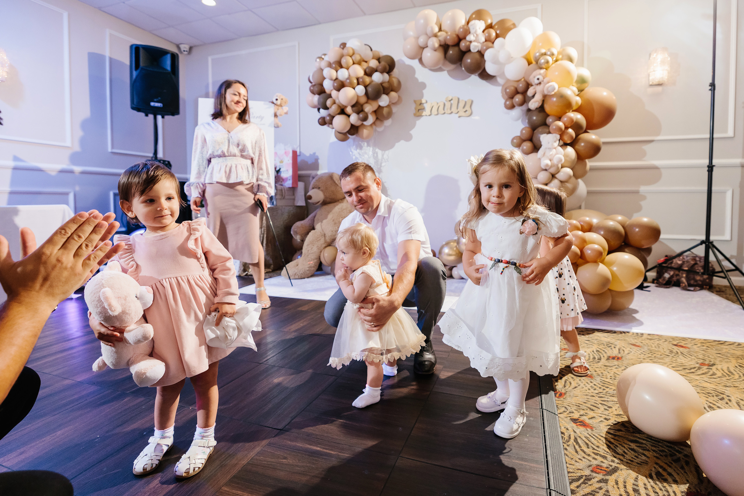 08.20.2022 First birthday. Wedding family event photographer in Chicago Nick Yushevich