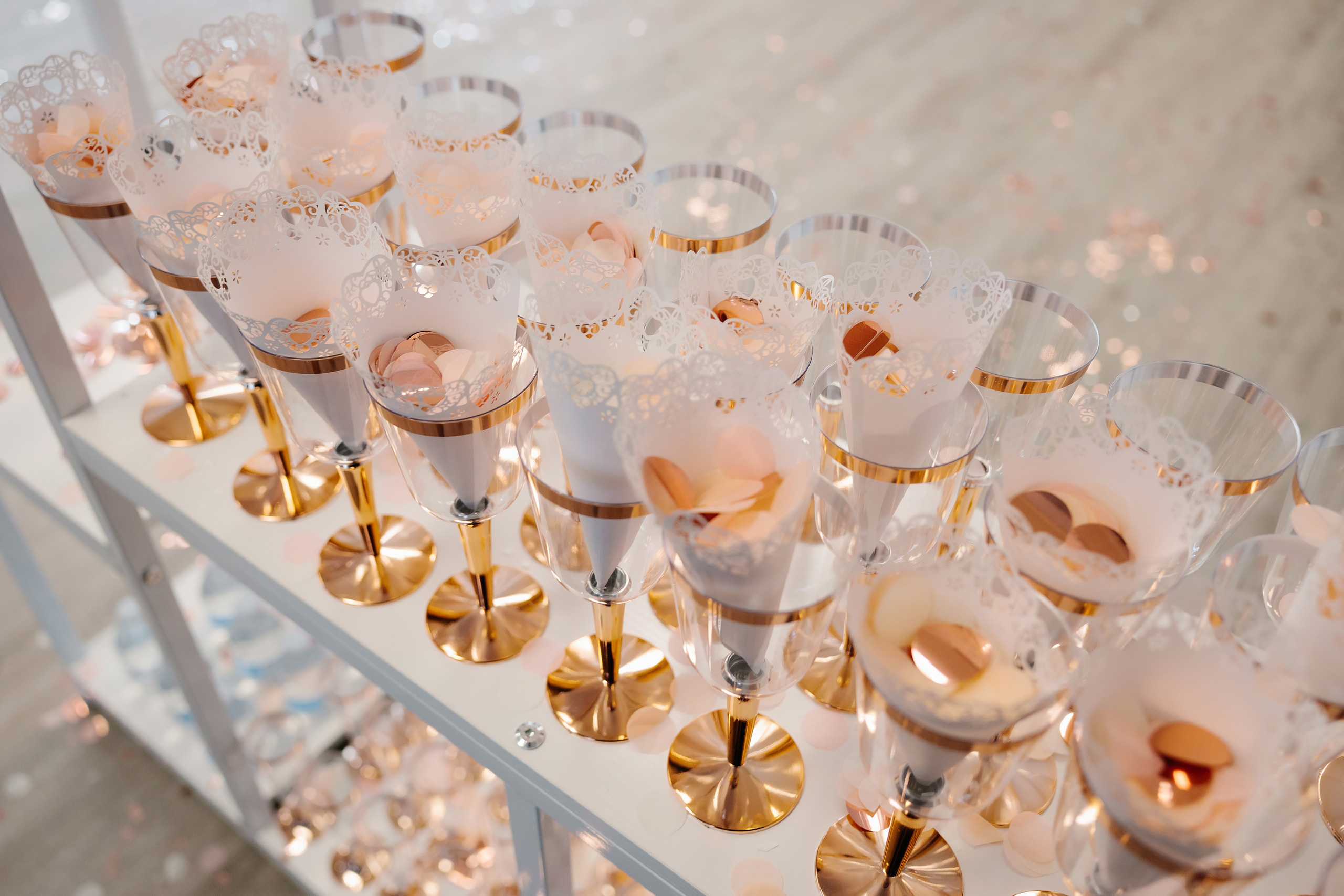 Grand Opening Trynkina Makeup 11.20.2022. Wedding family event photographer in Chicago Nick Yushevich