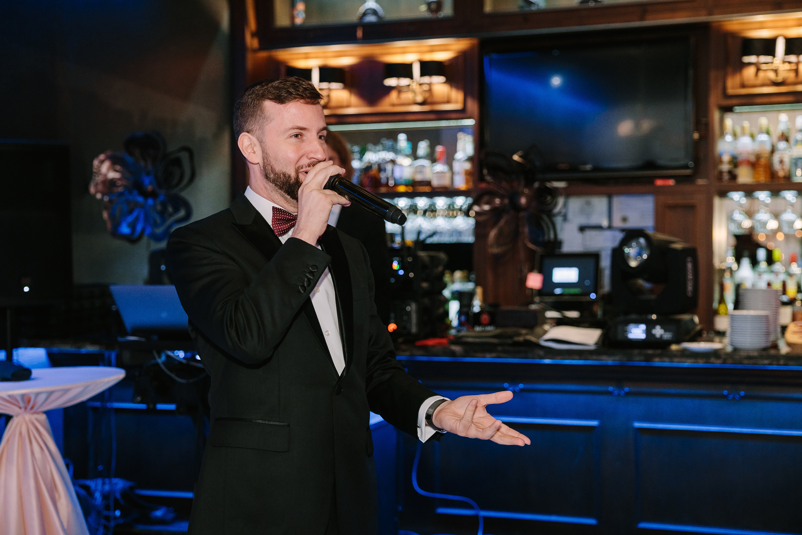 10.29.2022 Wedding. Wedding family event photographer in Chicago Nick Yushevich