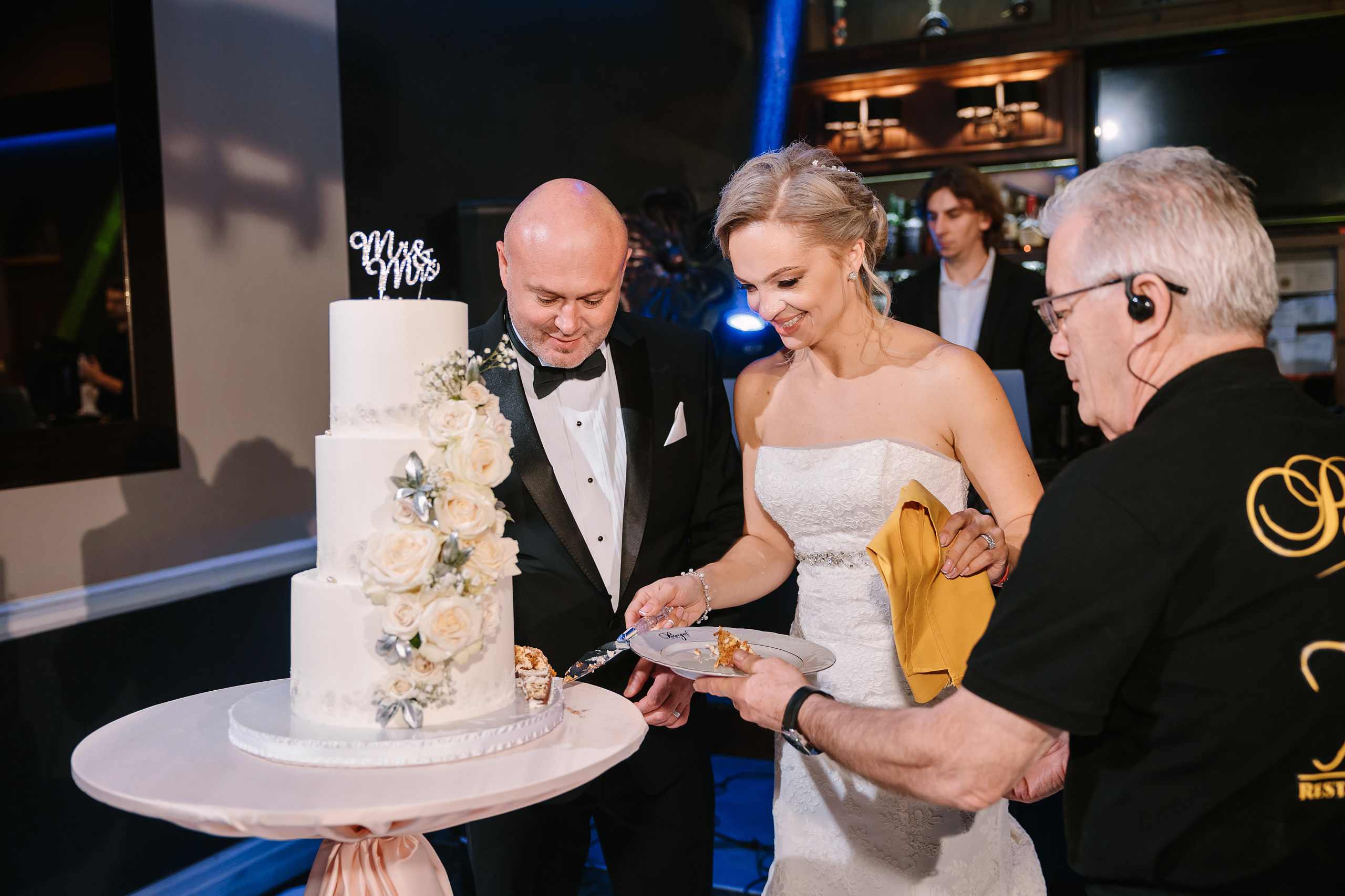 10.29.2022 Wedding. Wedding family event photographer in Chicago Nick Yushevich