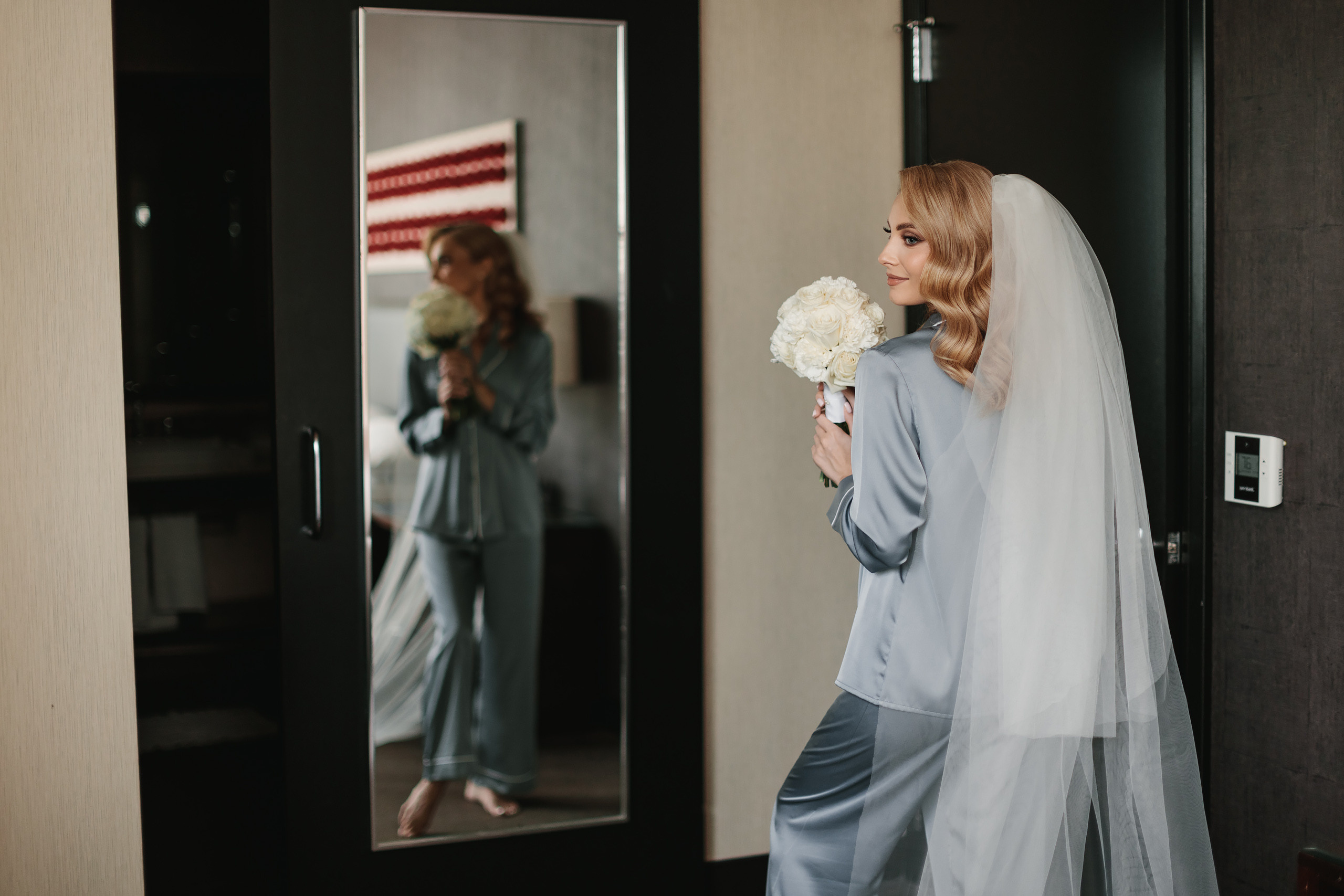 11.19.2022 Wedding. Wedding family event photographer in Chicago Nick Yushevich