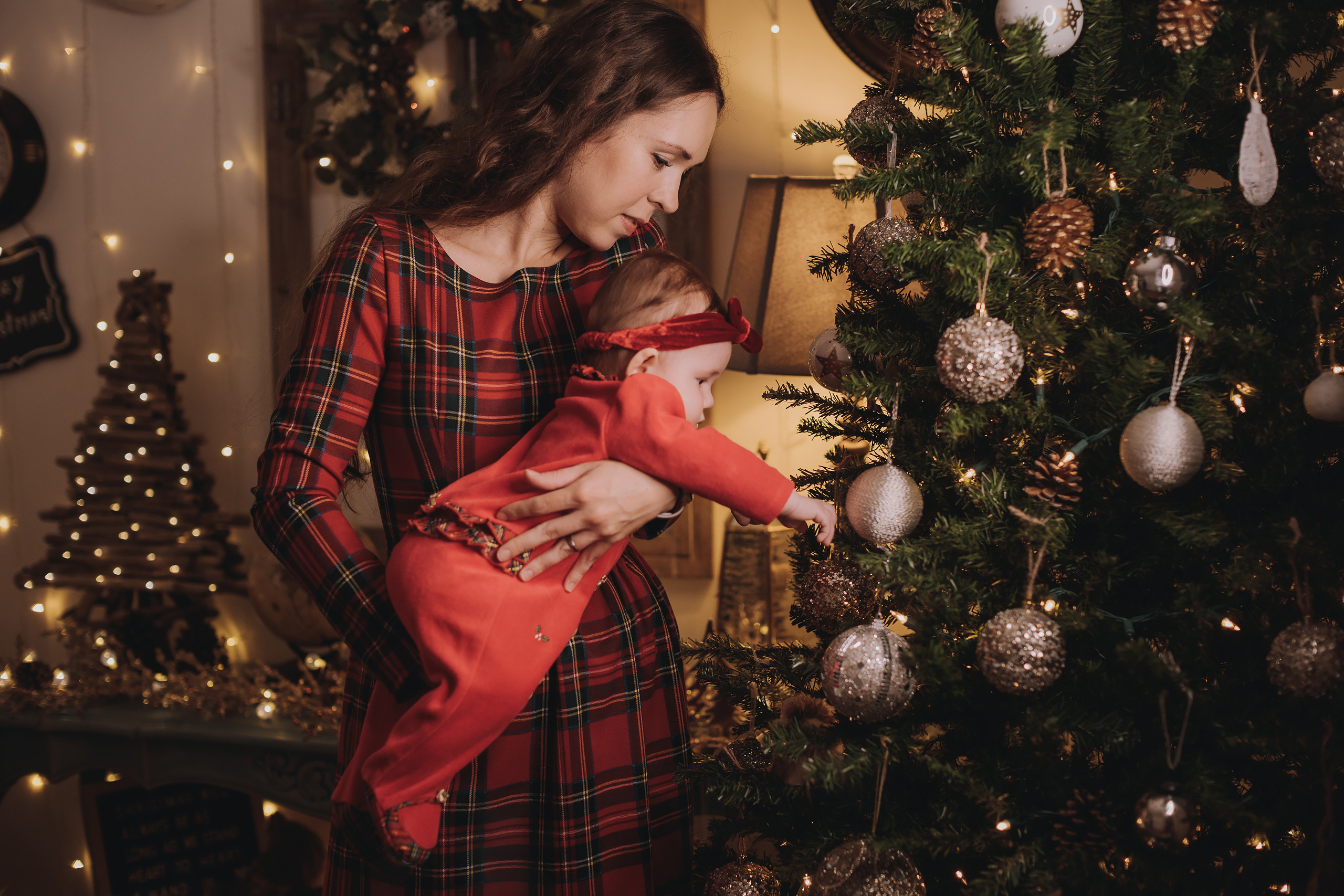 11.14.2022 Christmas Photoshoot 2. Wedding family event photographer in Chicago Nick Yushevich