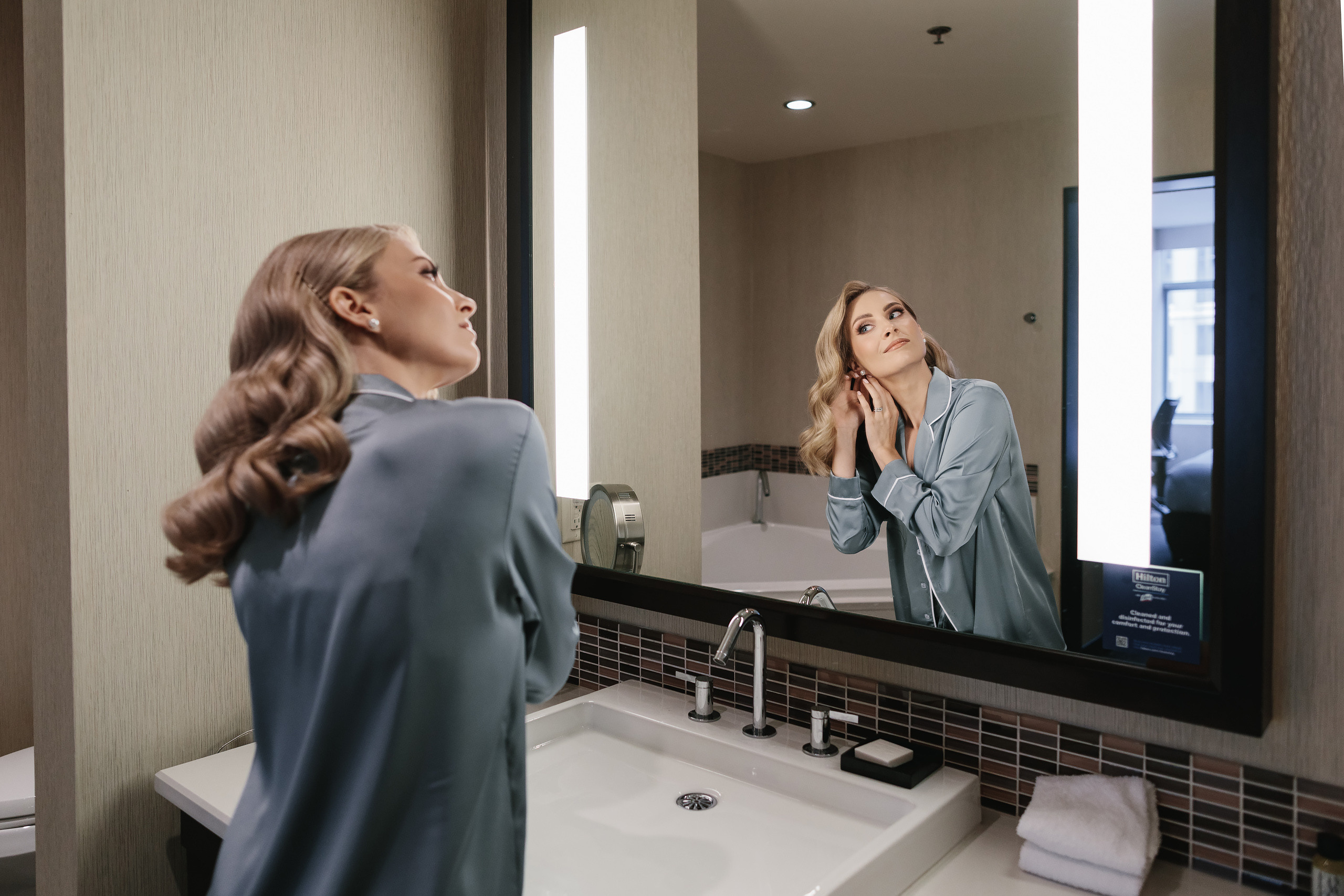 11.19.2022 Wedding. Wedding family event photographer in Chicago Nick Yushevich