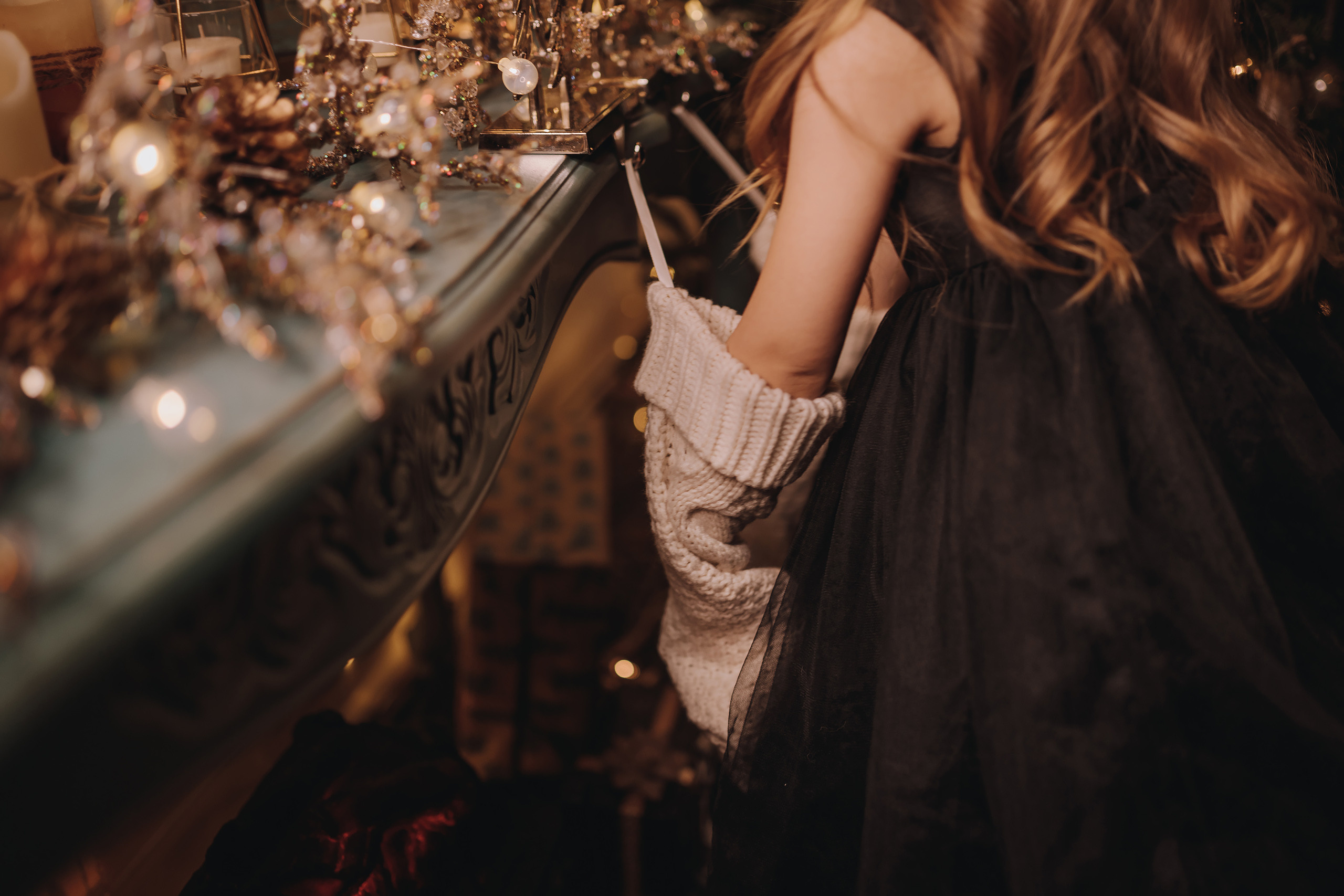 11.25.2022 Christmas Photoshoot 6. Wedding family event photographer in Chicago Nick Yushevich