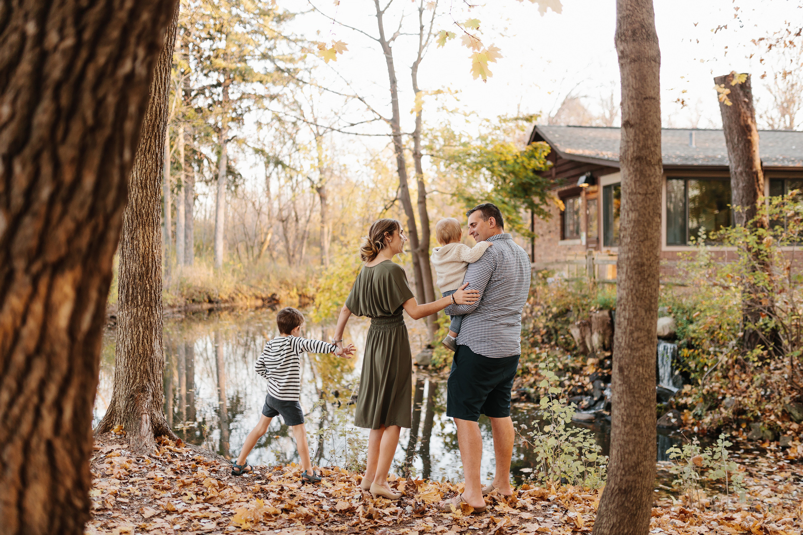 11.02.22 Family Photoshoot. Wedding family event photographer in Chicago Nick Yushevich