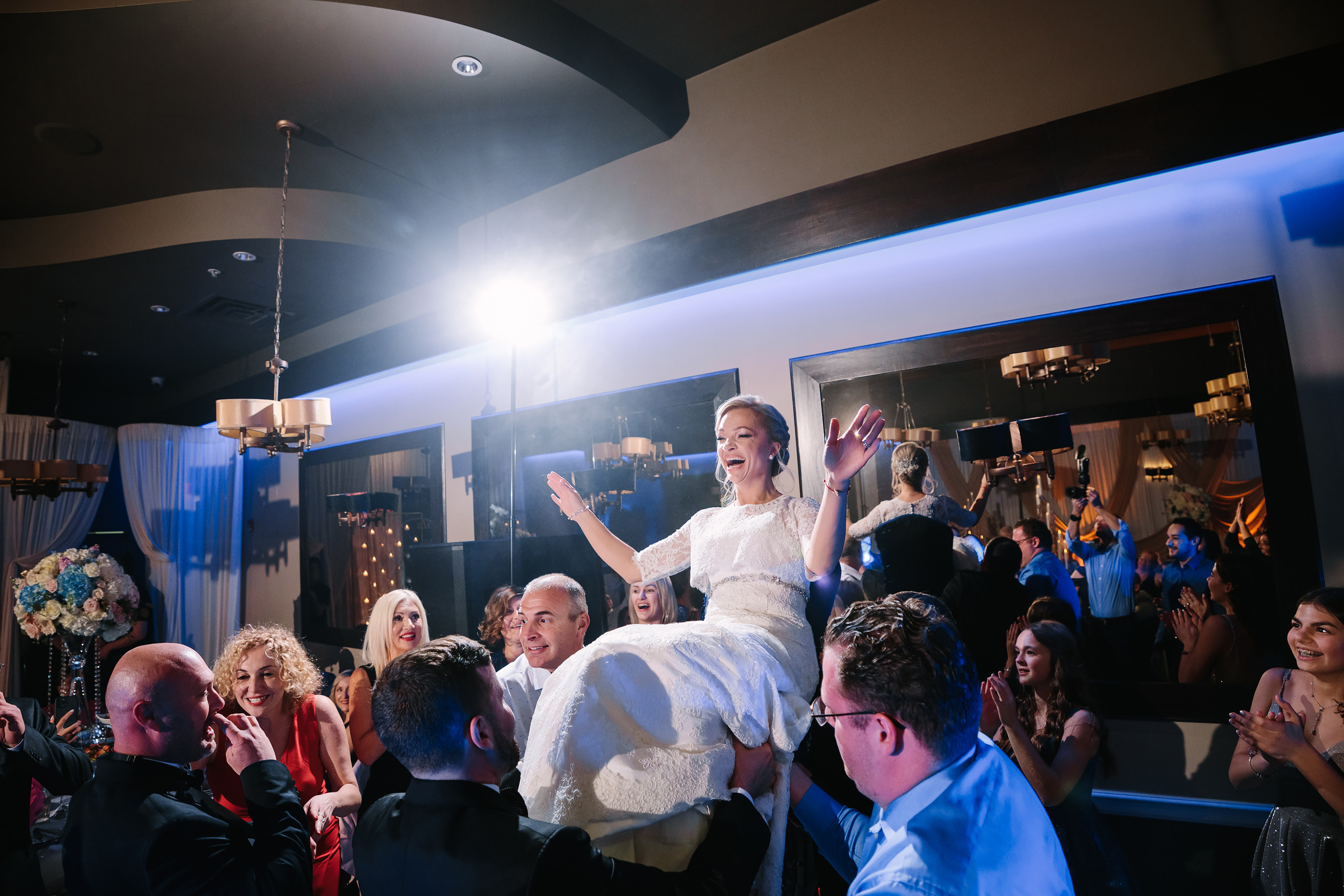 10.29.2022 Wedding. Wedding family event photographer in Chicago Nick Yushevich