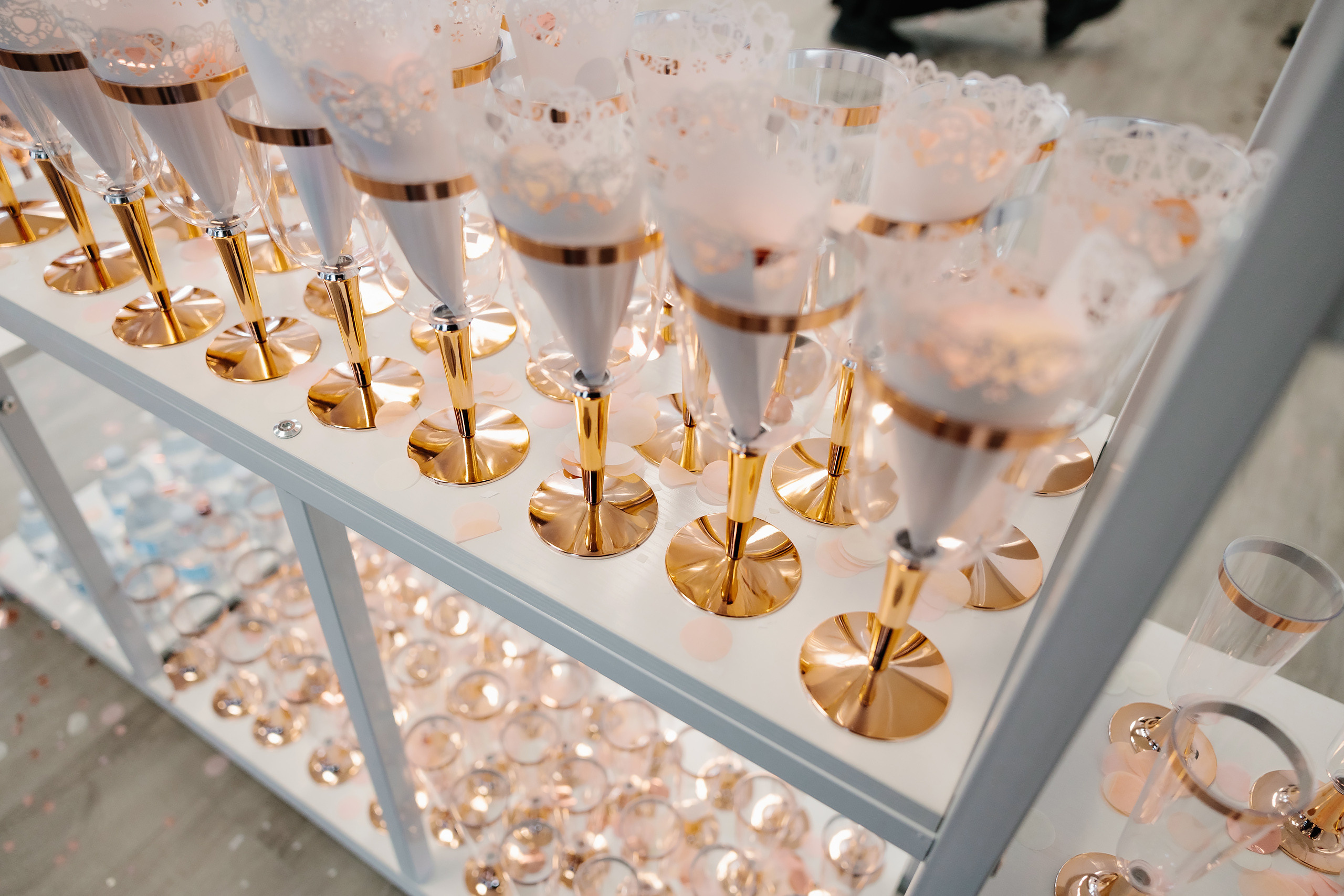 Grand Opening Trynkina Makeup 11.20.2022. Wedding family event photographer in Chicago Nick Yushevich