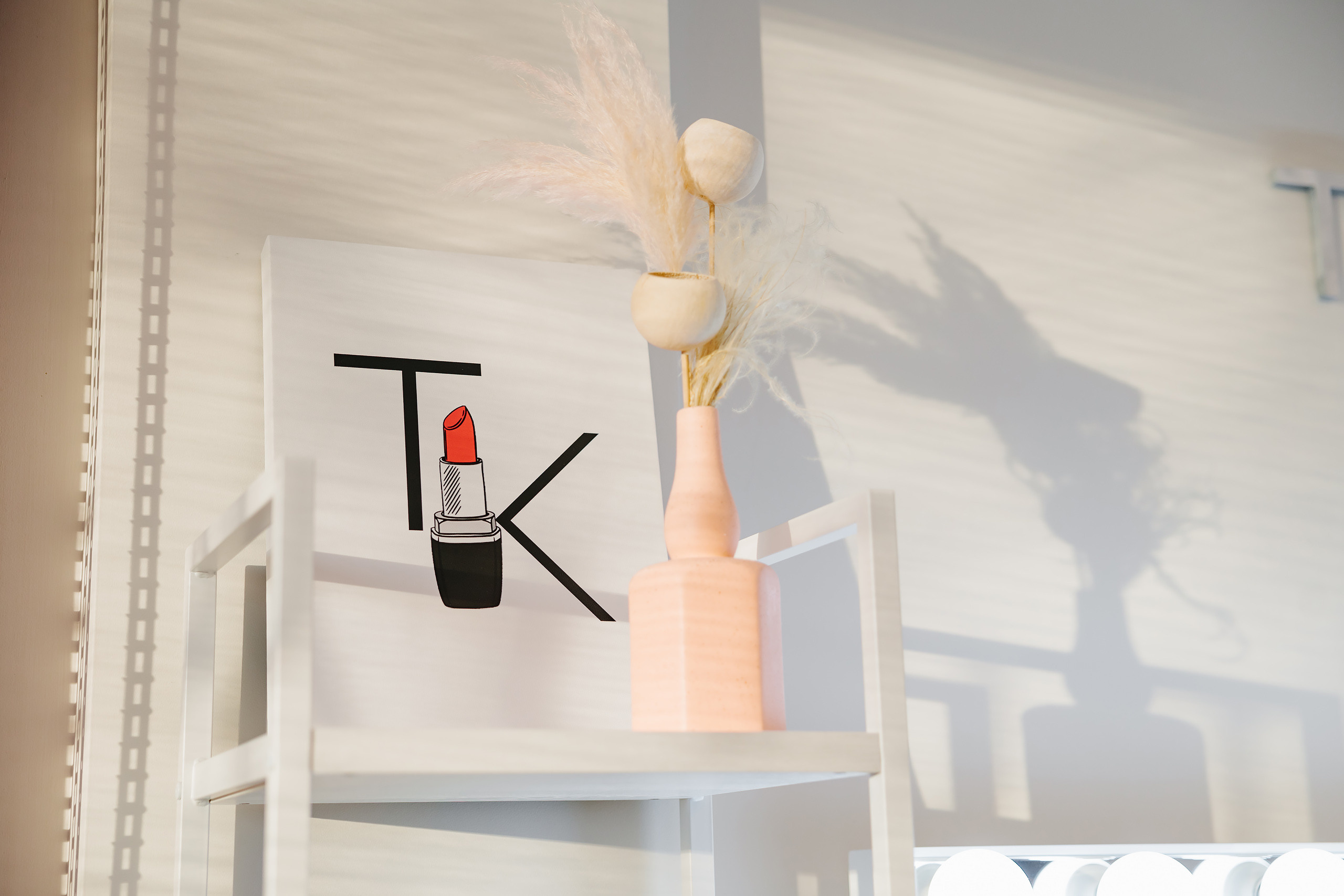 Grand Opening Trynkina Makeup 11.20.2022. Wedding family event photographer in Chicago Nick Yushevich