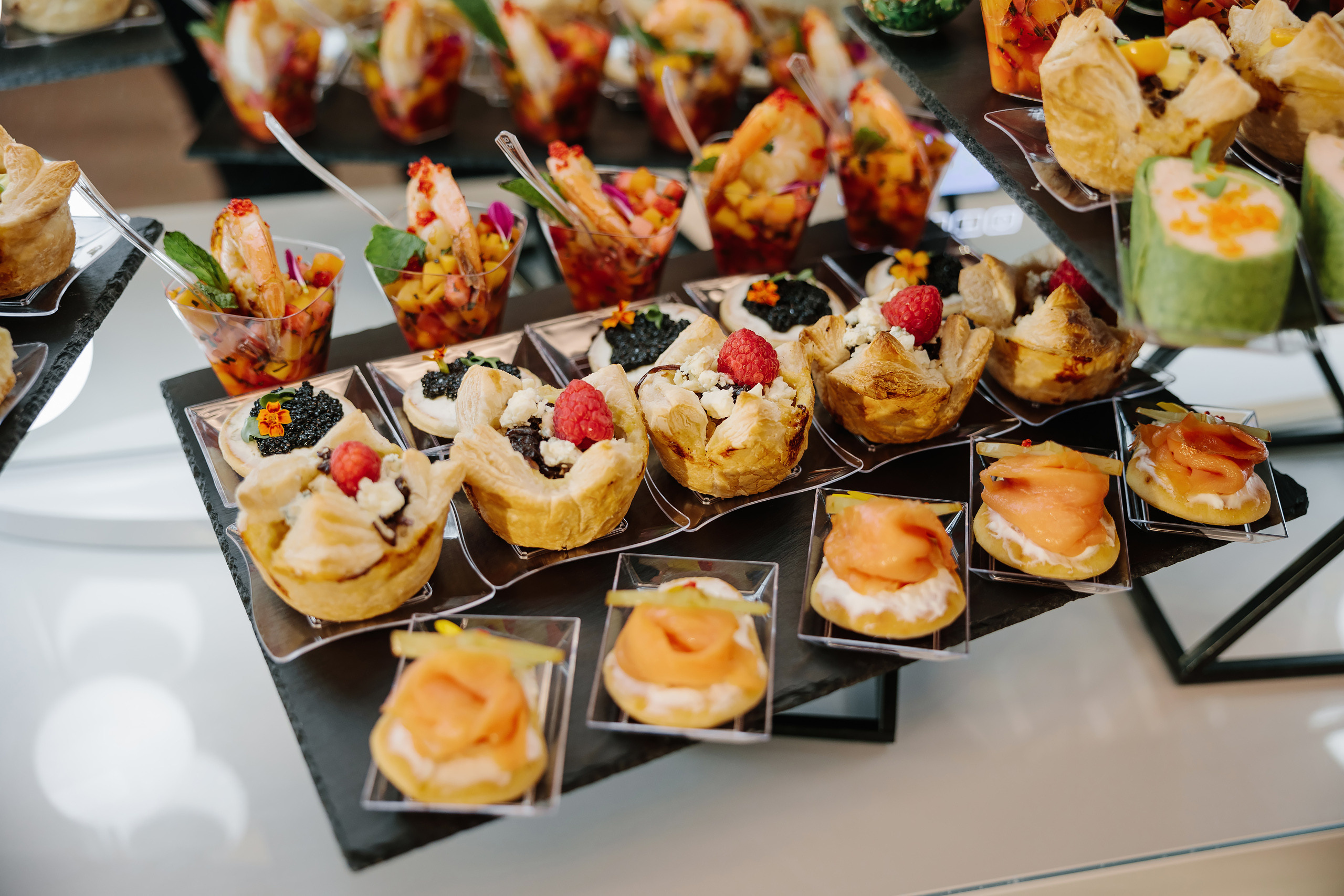 Grand Opening Trynkina Makeup 11.20.2022. Wedding family event photographer in Chicago Nick Yushevich