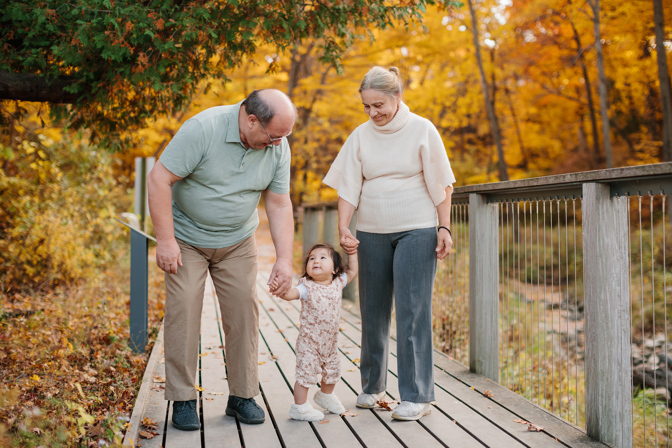 10.23.22 Family Photoshoot. Wedding family event photographer in Chicago Nick Yushevich