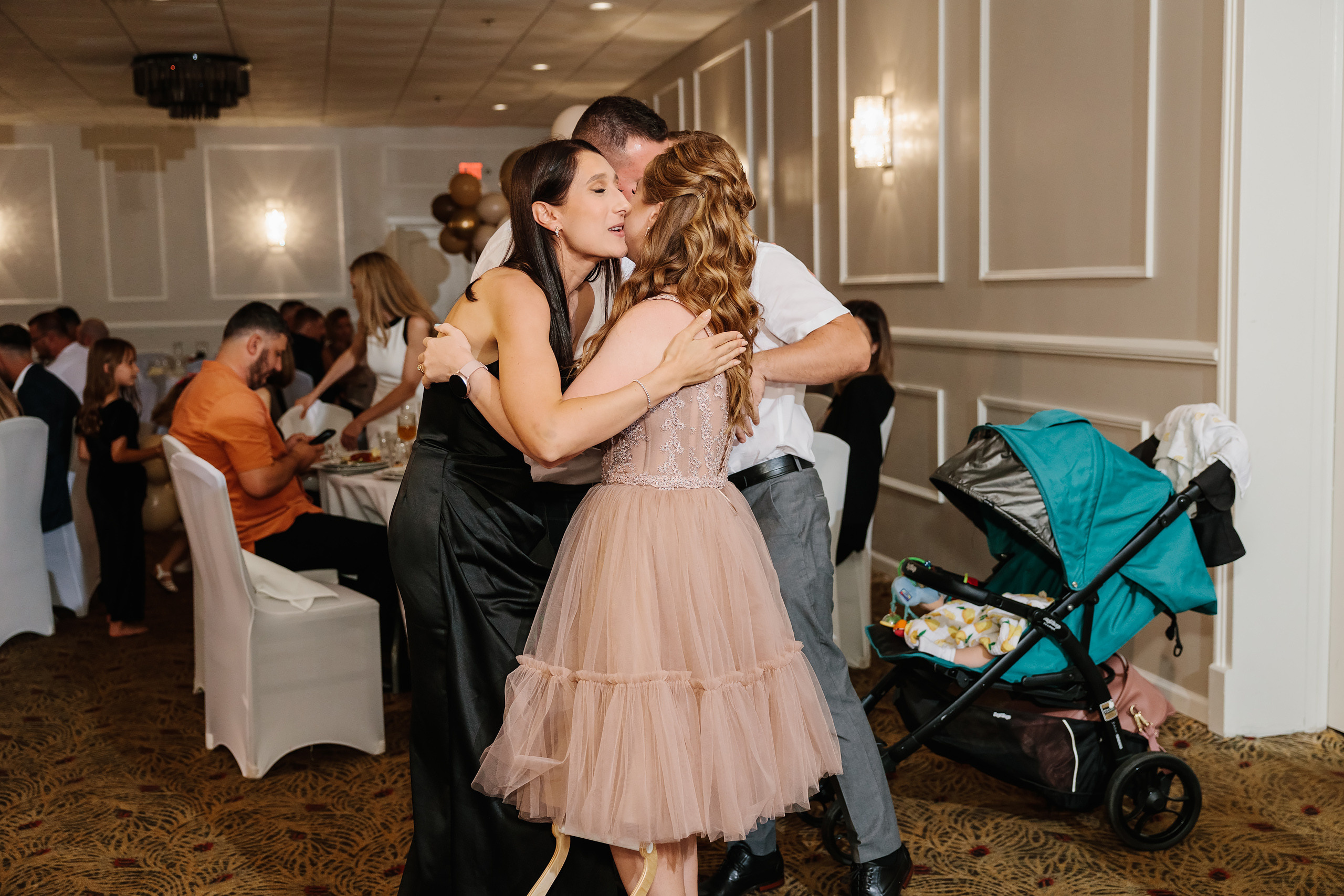 08.20.2022 First birthday. Wedding family event photographer in Chicago Nick Yushevich