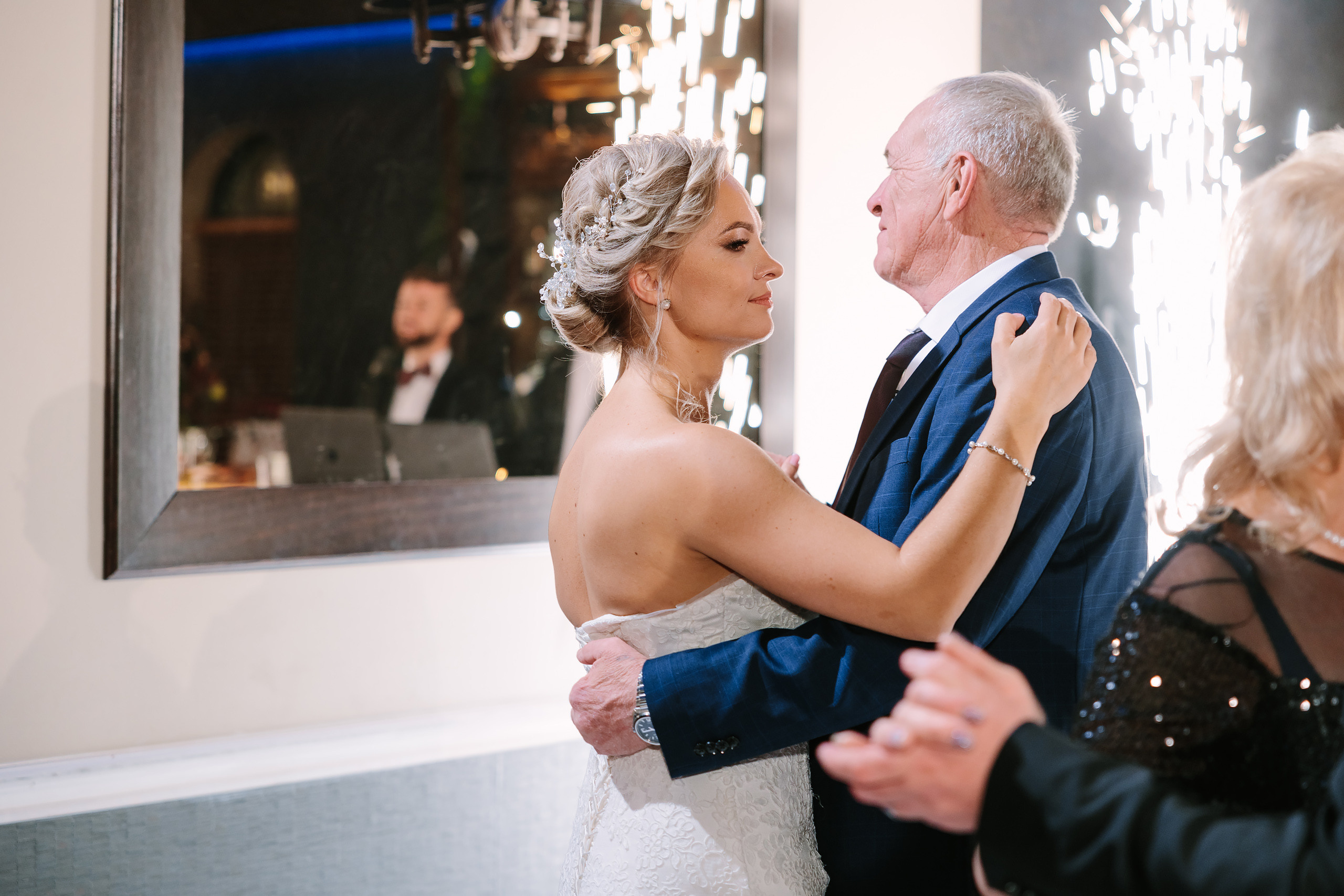 10.29.2022 Wedding. Wedding family event photographer in Chicago Nick Yushevich