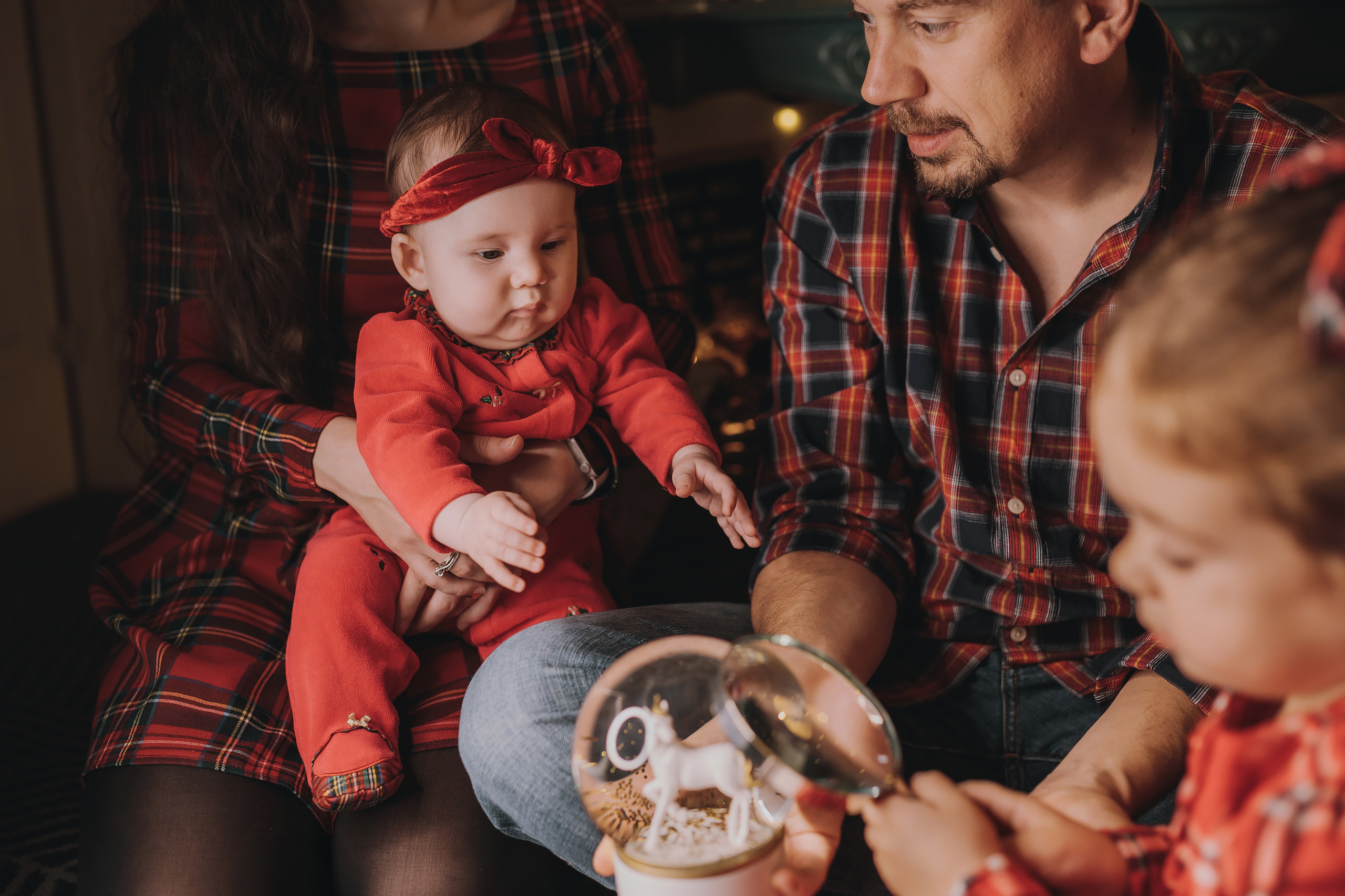 11.14.2022 Christmas Photoshoot 2. Wedding family event photographer in Chicago Nick Yushevich