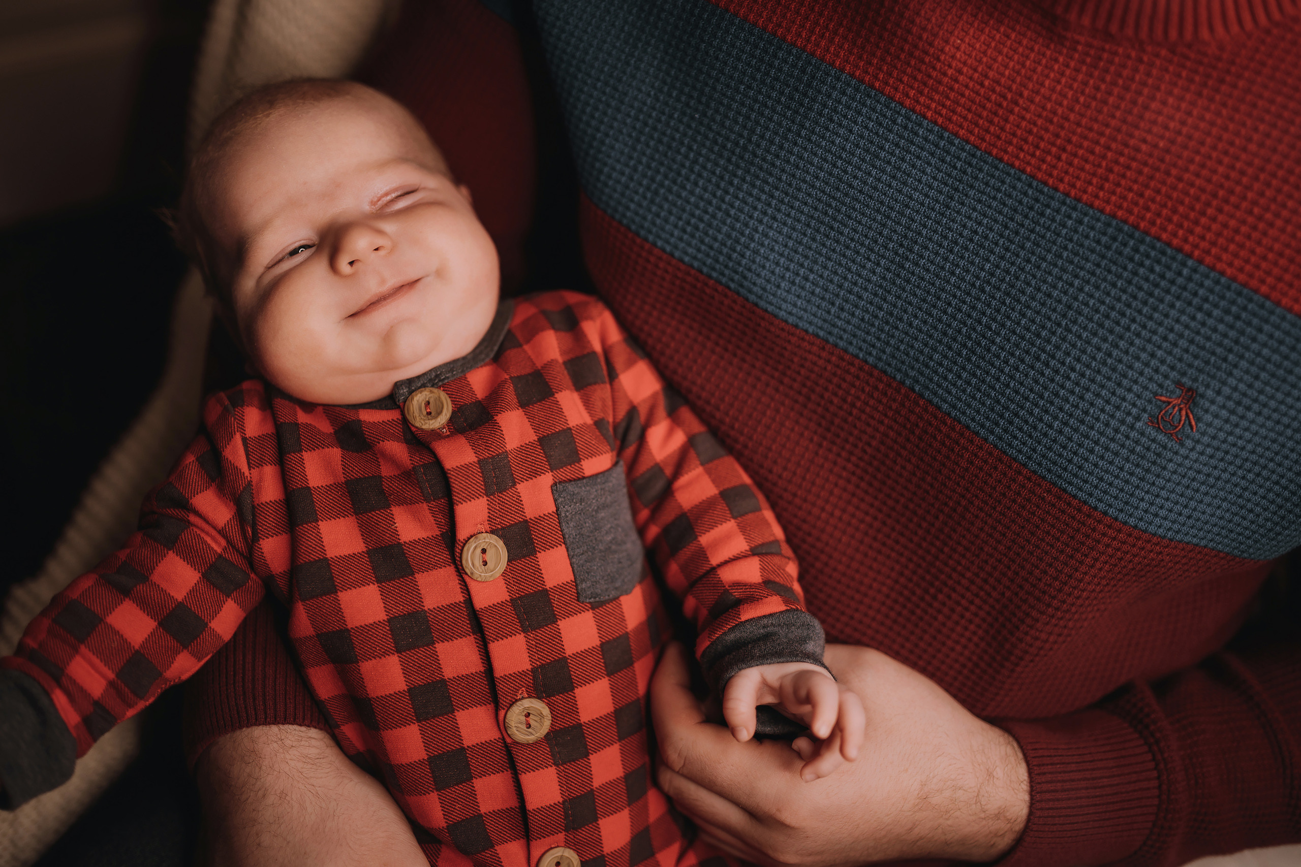 11.26.2022 Christmas Photoshoot 9. Wedding family event photographer in Chicago Nick Yushevich