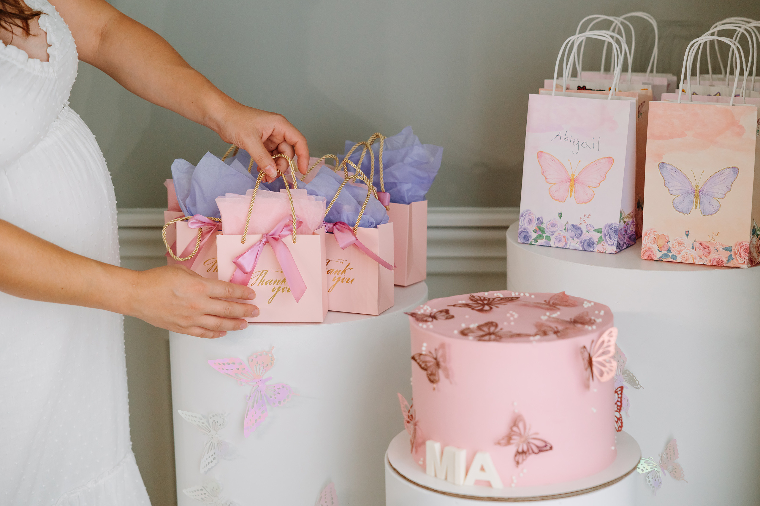 08.14.2022 Baby shower. Wedding family event photographer in Chicago Nick Yushevich