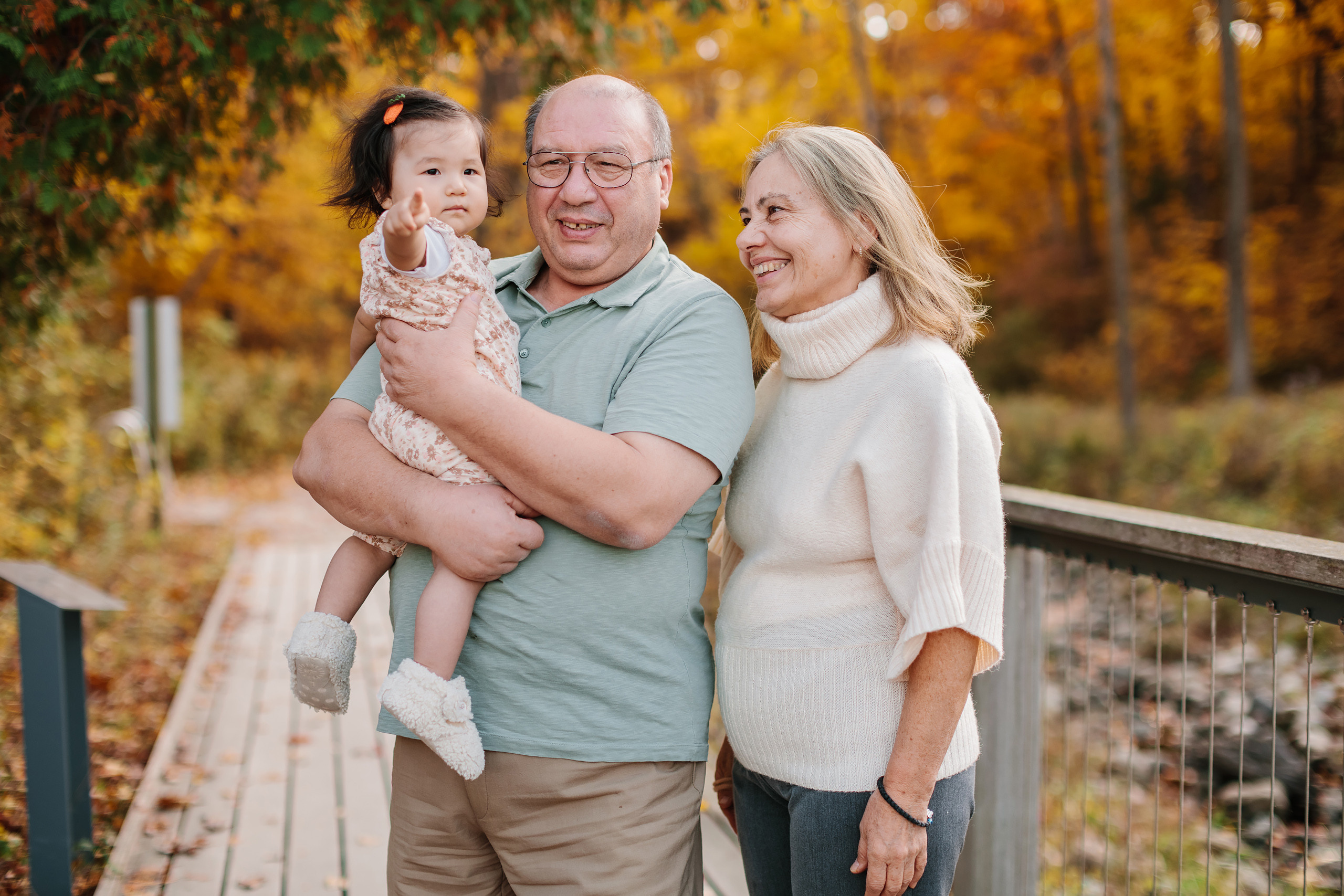 10.23.22 Family Photoshoot. Wedding family event photographer in Chicago Nick Yushevich