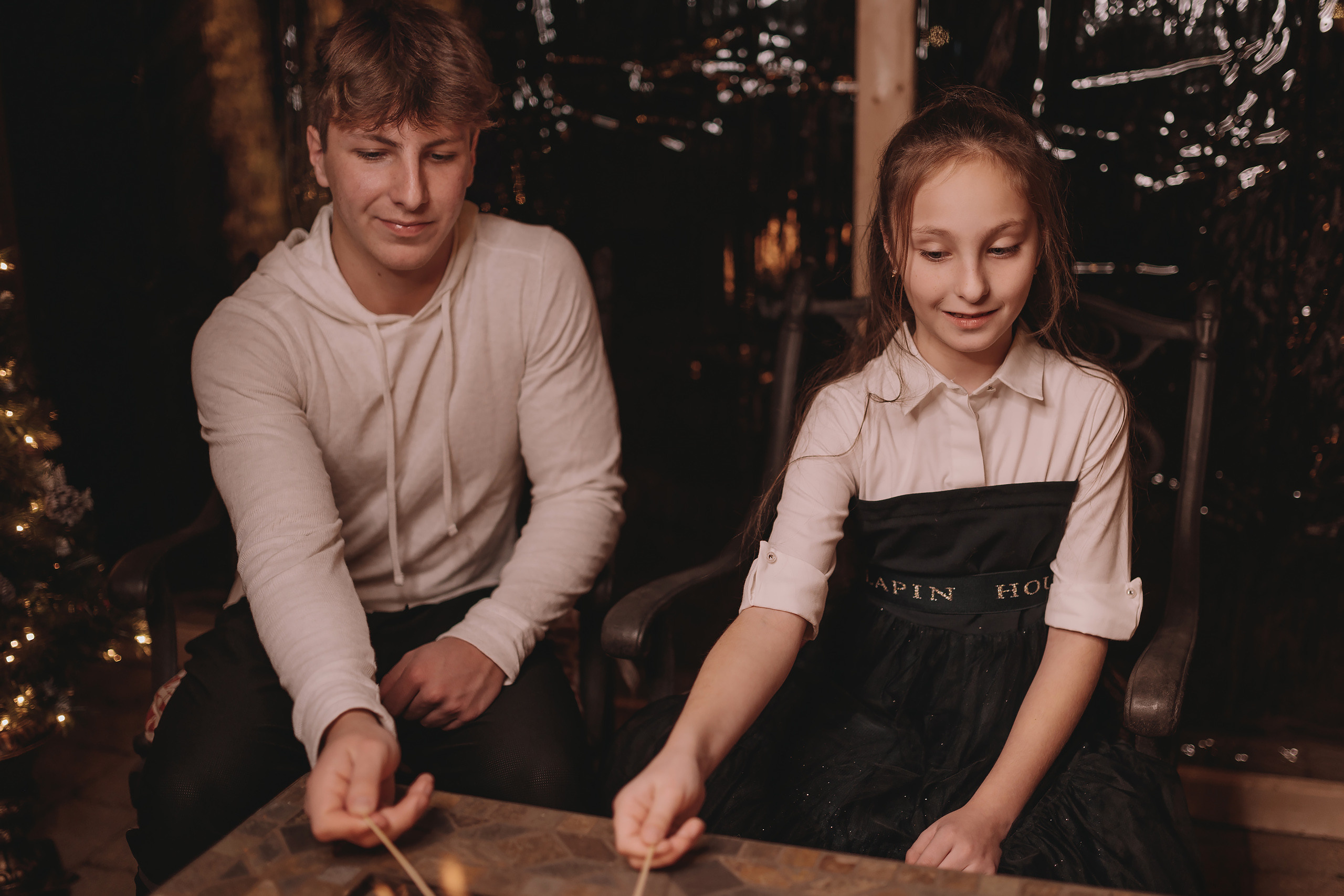 11.26.2022 Christmas Photoshoot. Wedding family event photographer in Chicago Nick Yushevich