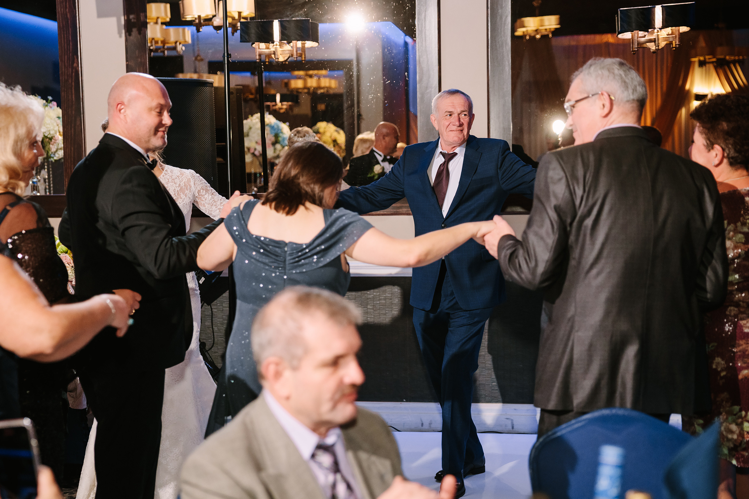 10.29.2022 Wedding. Wedding family event photographer in Chicago Nick Yushevich