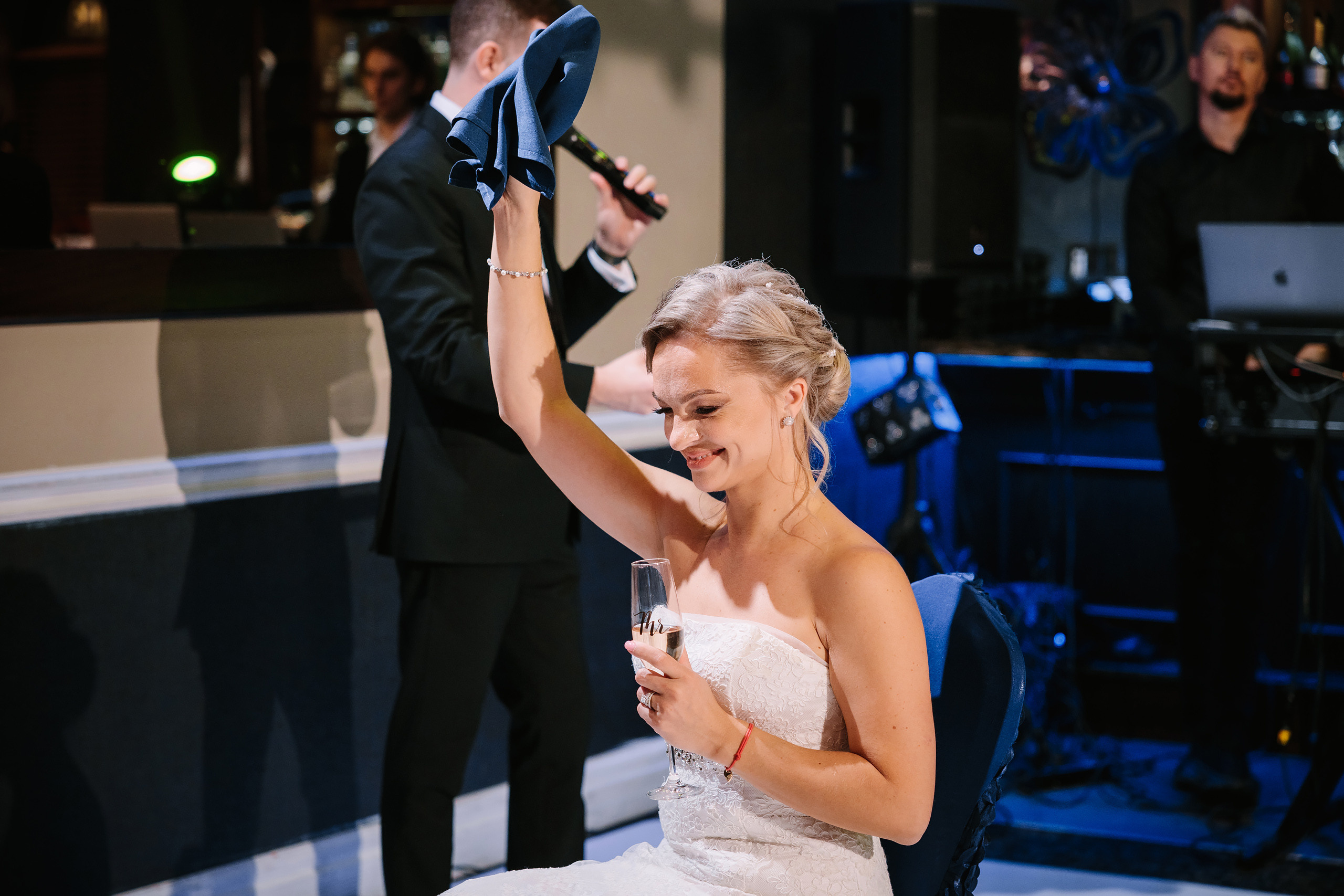 10.29.2022 Wedding. Wedding family event photographer in Chicago Nick Yushevich