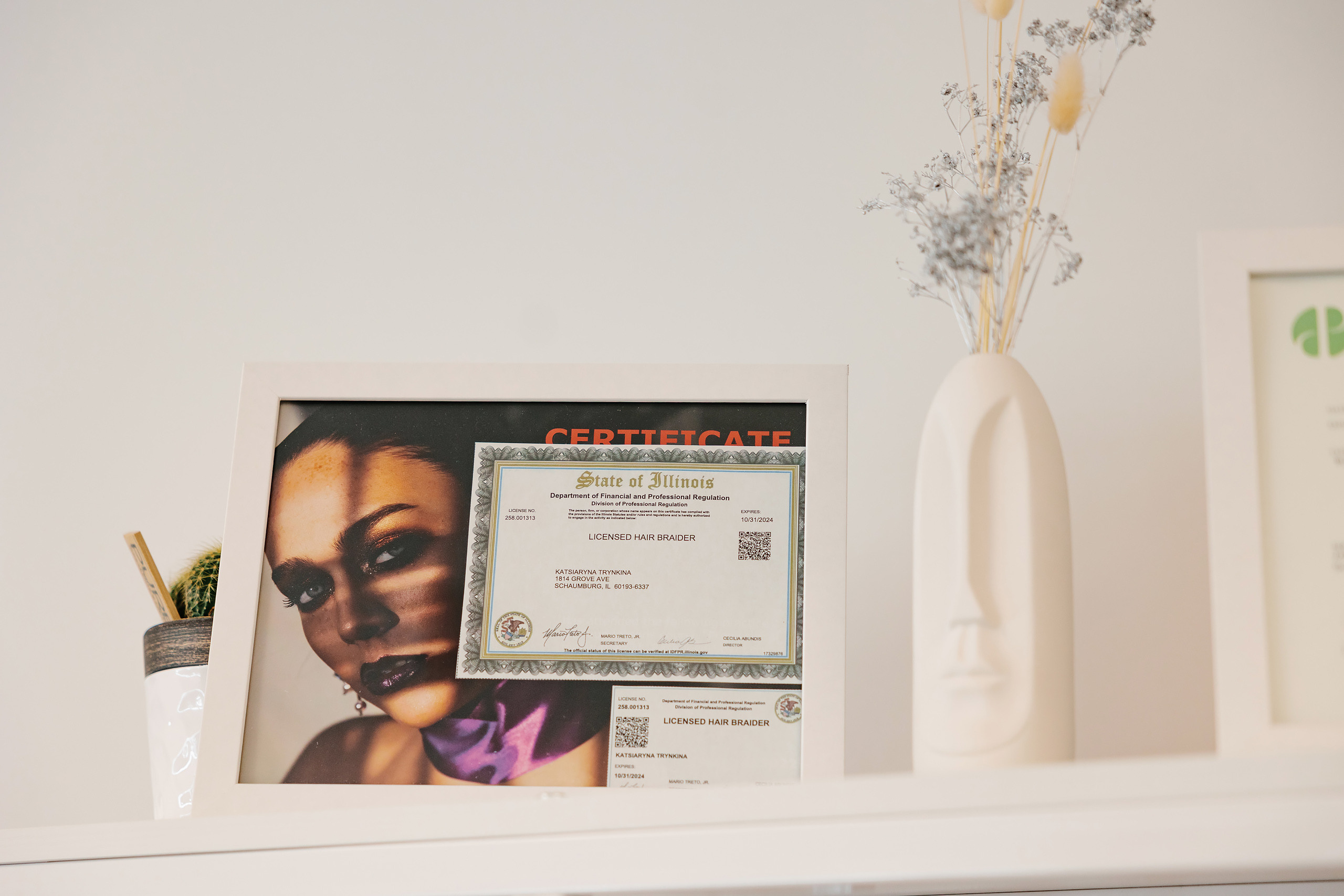 Grand Opening Trynkina Makeup 11.20.2022. Wedding family event photographer in Chicago Nick Yushevich